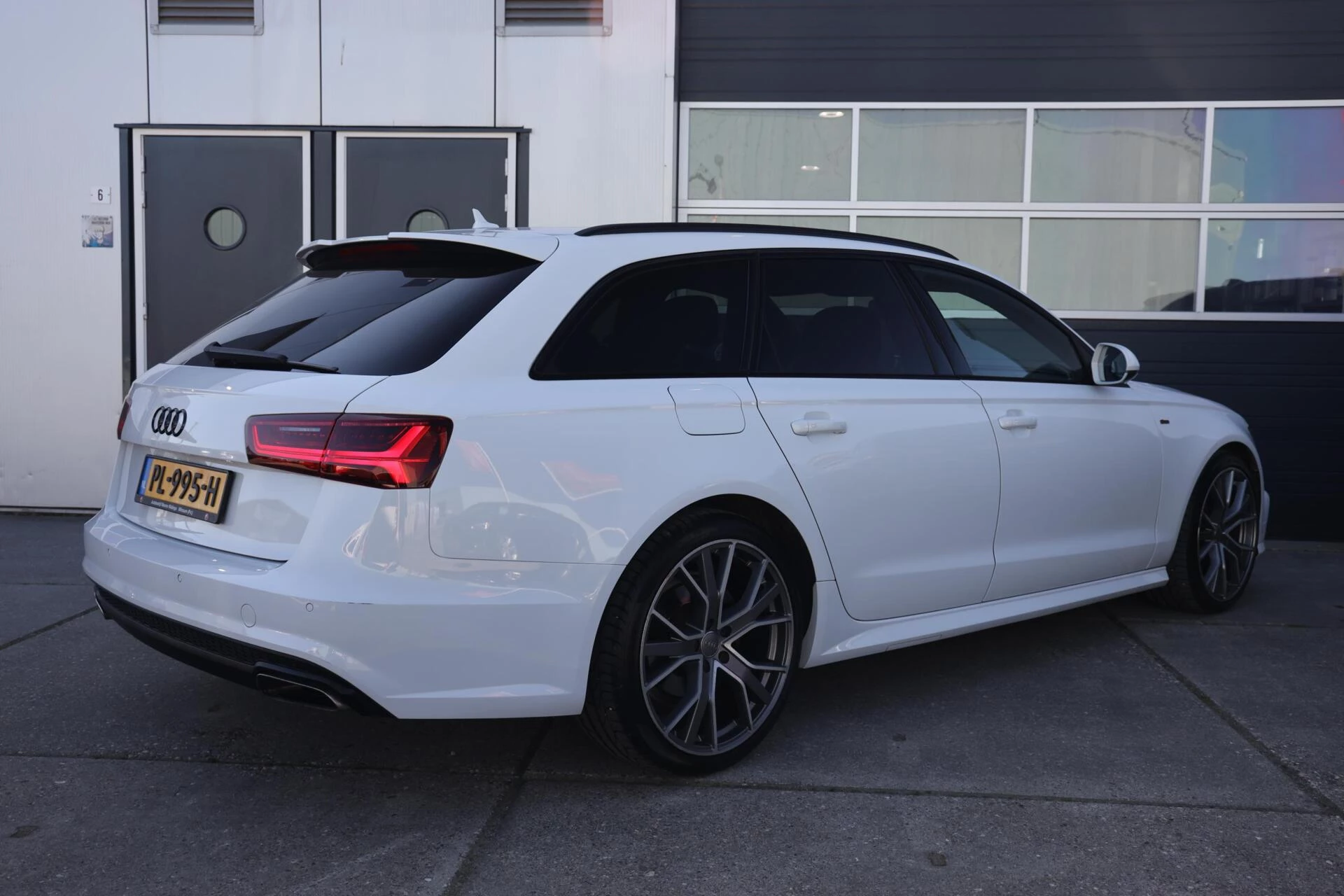 Hoofdafbeelding Audi A6