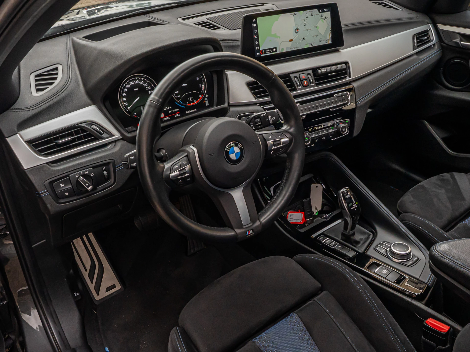 Hoofdafbeelding BMW X2