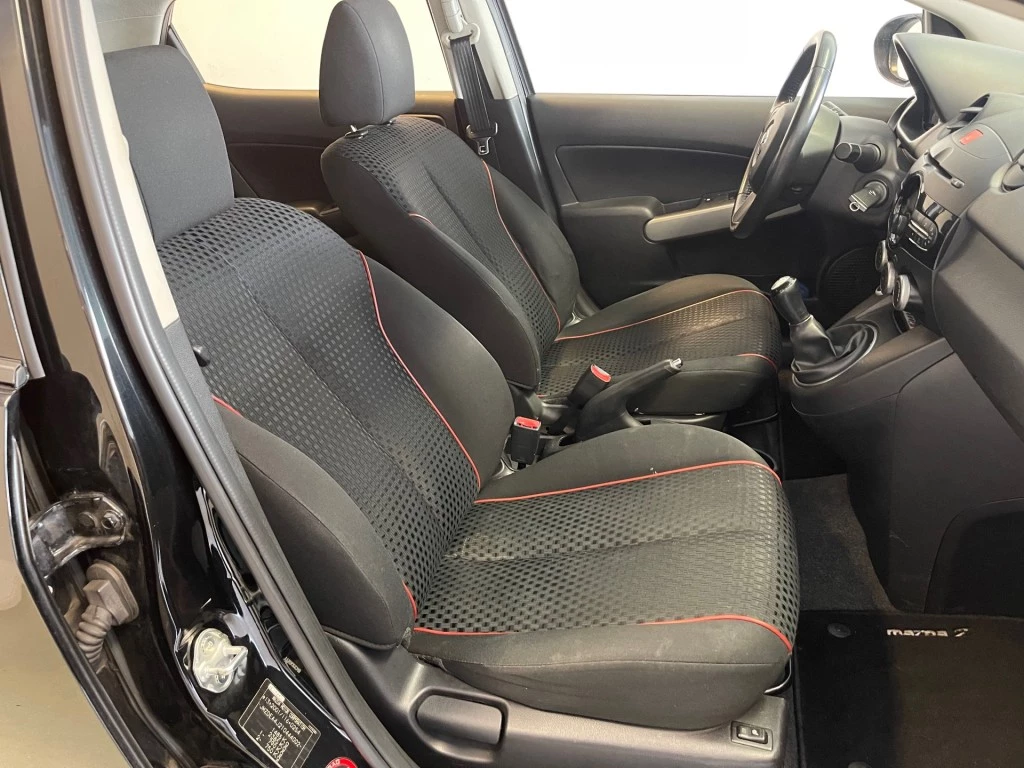 Hoofdafbeelding Mazda 2