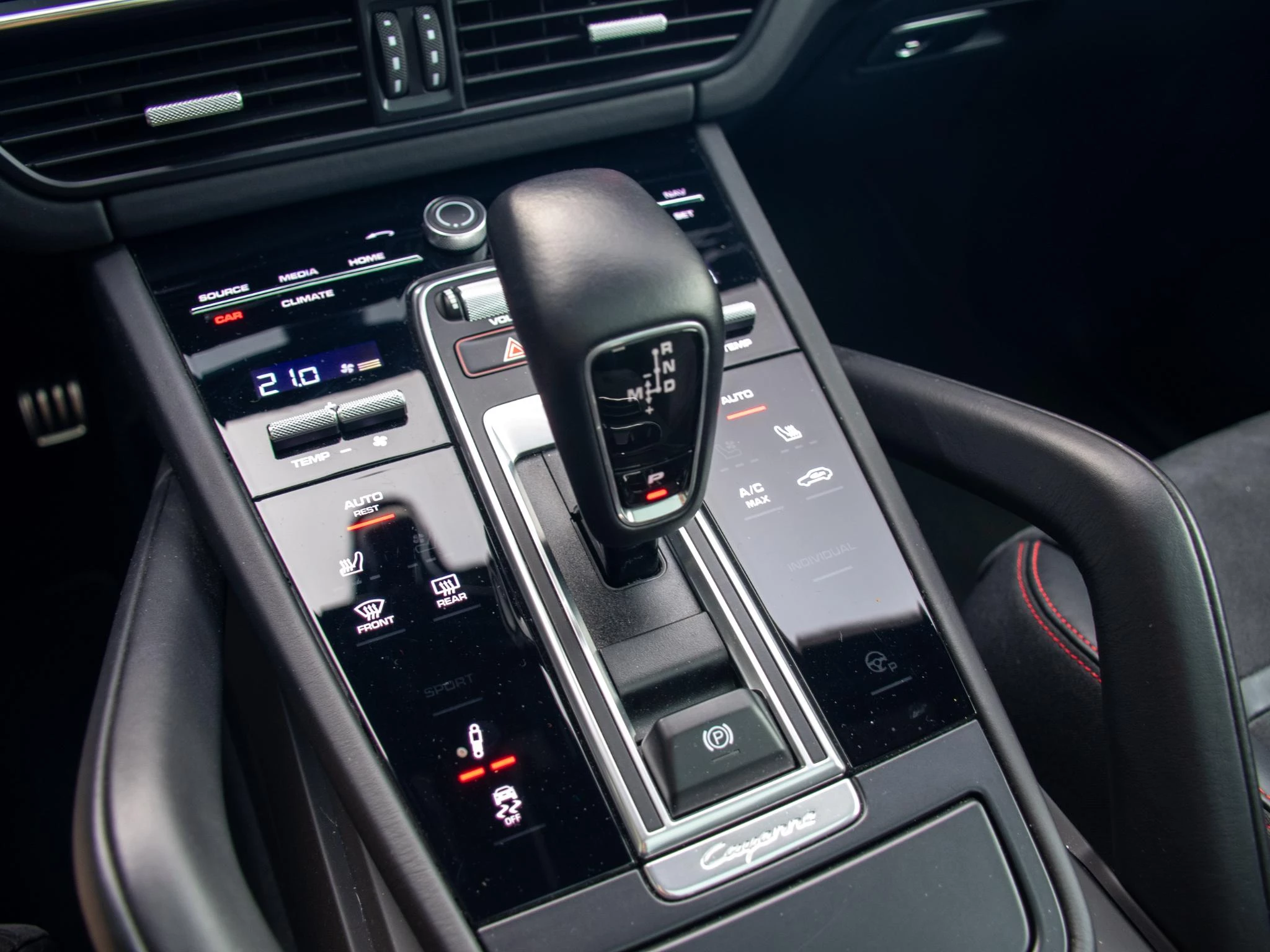 Hoofdafbeelding Porsche Cayenne