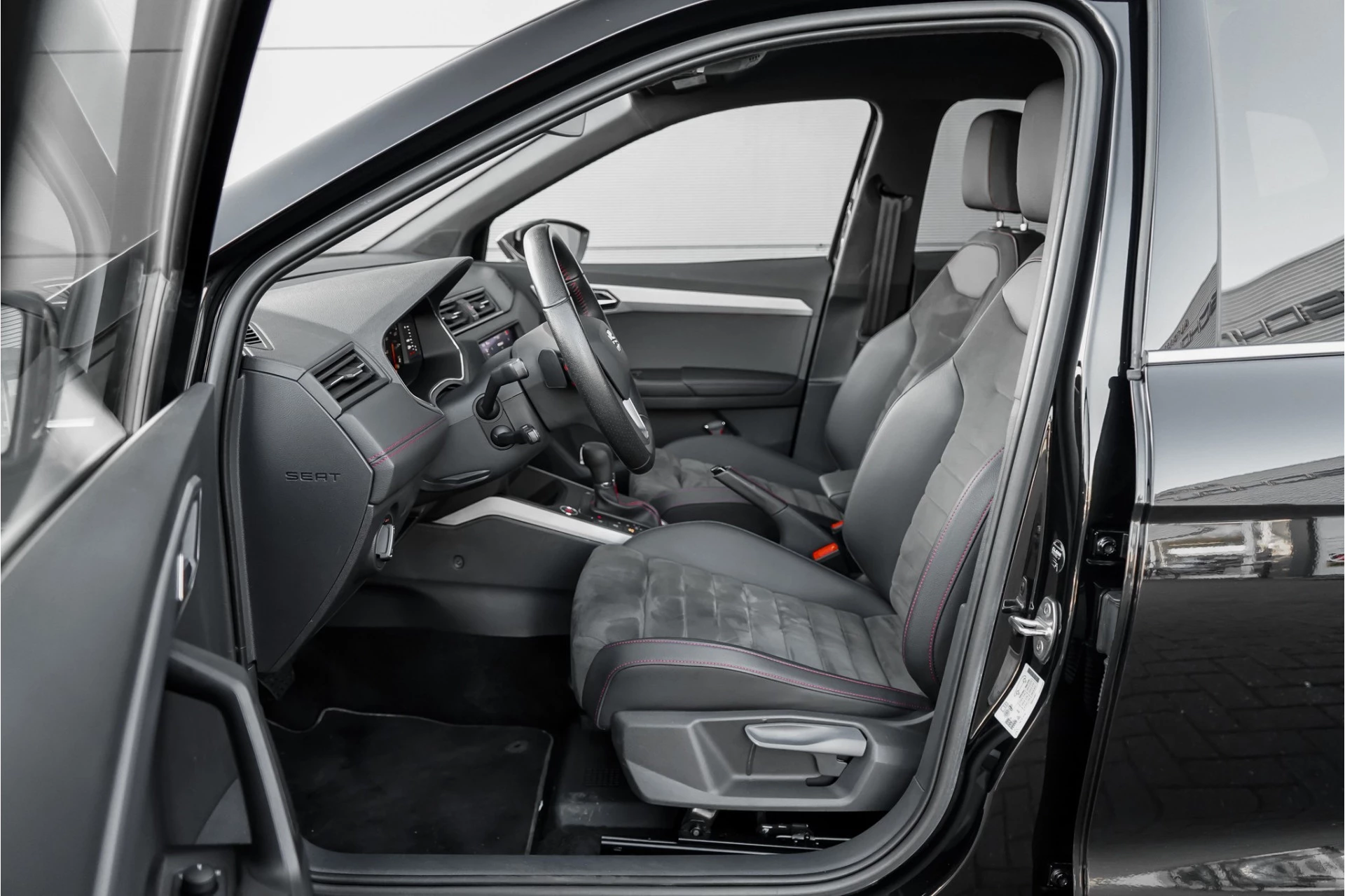 Hoofdafbeelding SEAT Arona