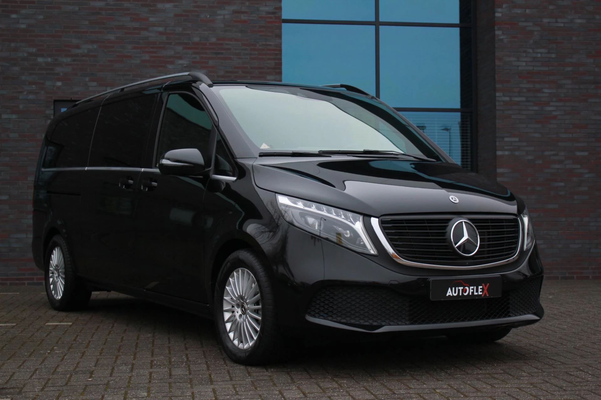 Hoofdafbeelding Mercedes-Benz EQV