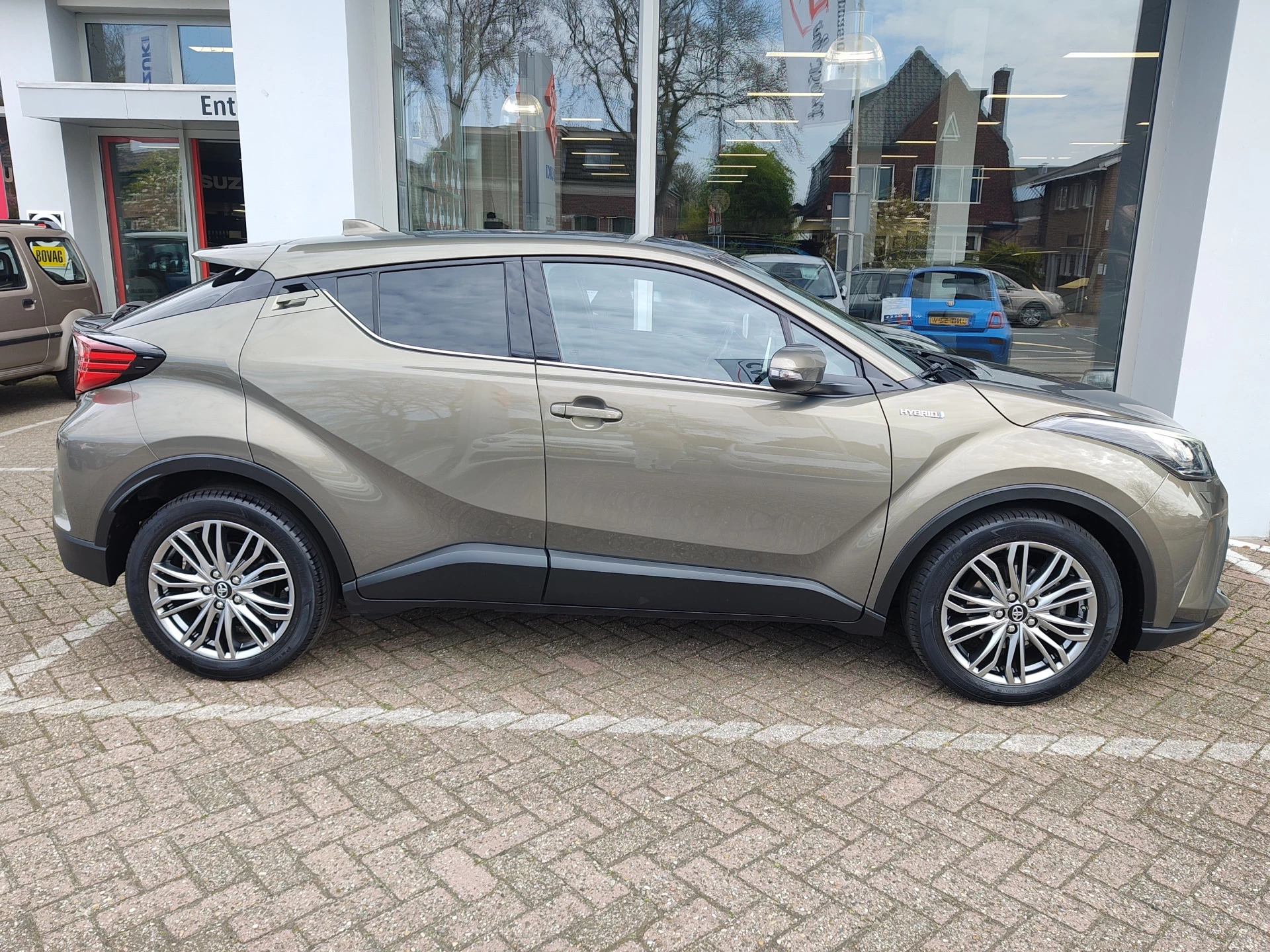 Hoofdafbeelding Toyota C-HR