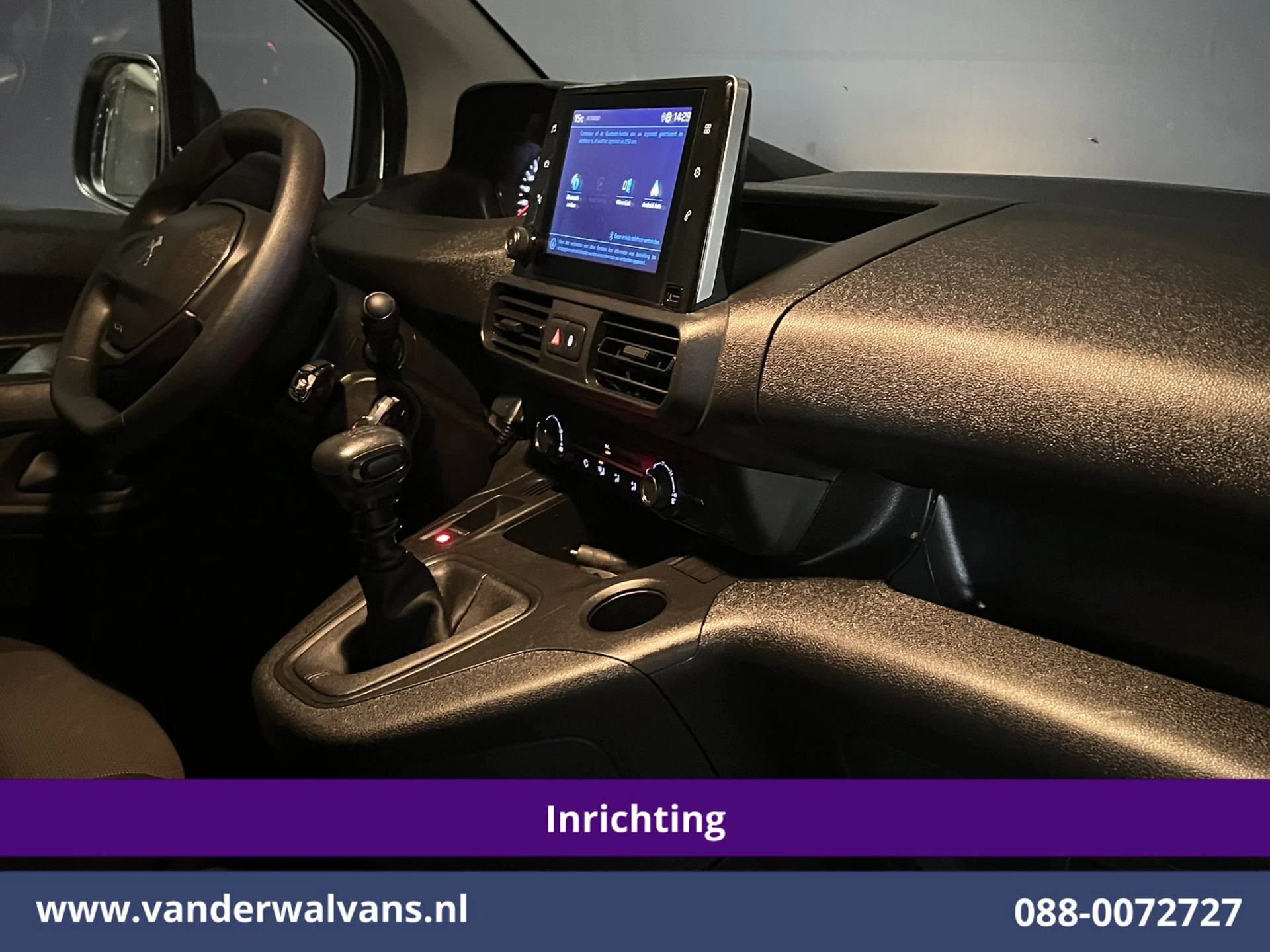 Hoofdafbeelding Peugeot Partner