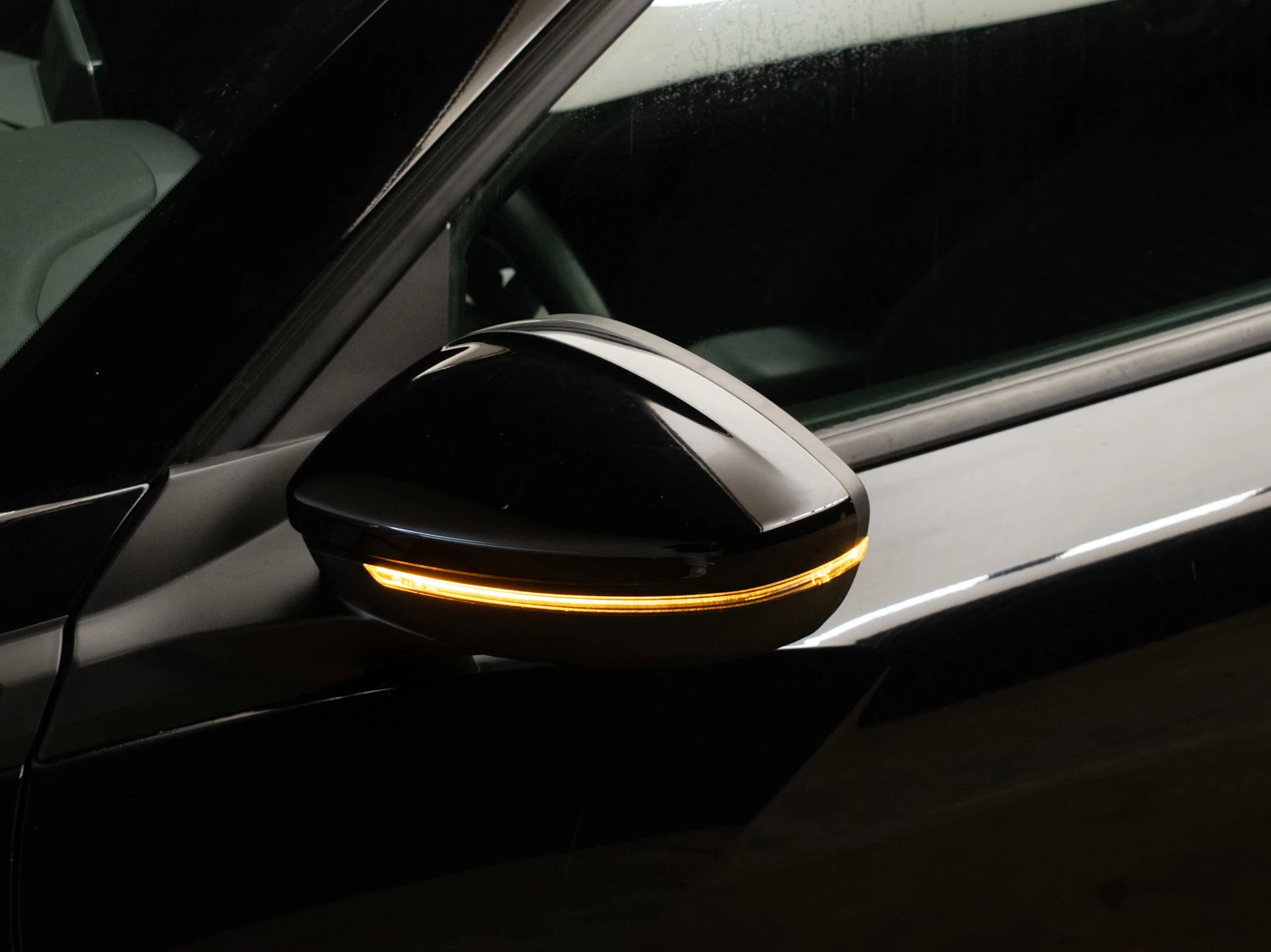 Hoofdafbeelding Peugeot e-2008