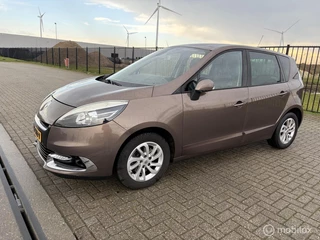 Hoofdafbeelding Renault Scénic Renault Scenic 1.6 dCi Bose