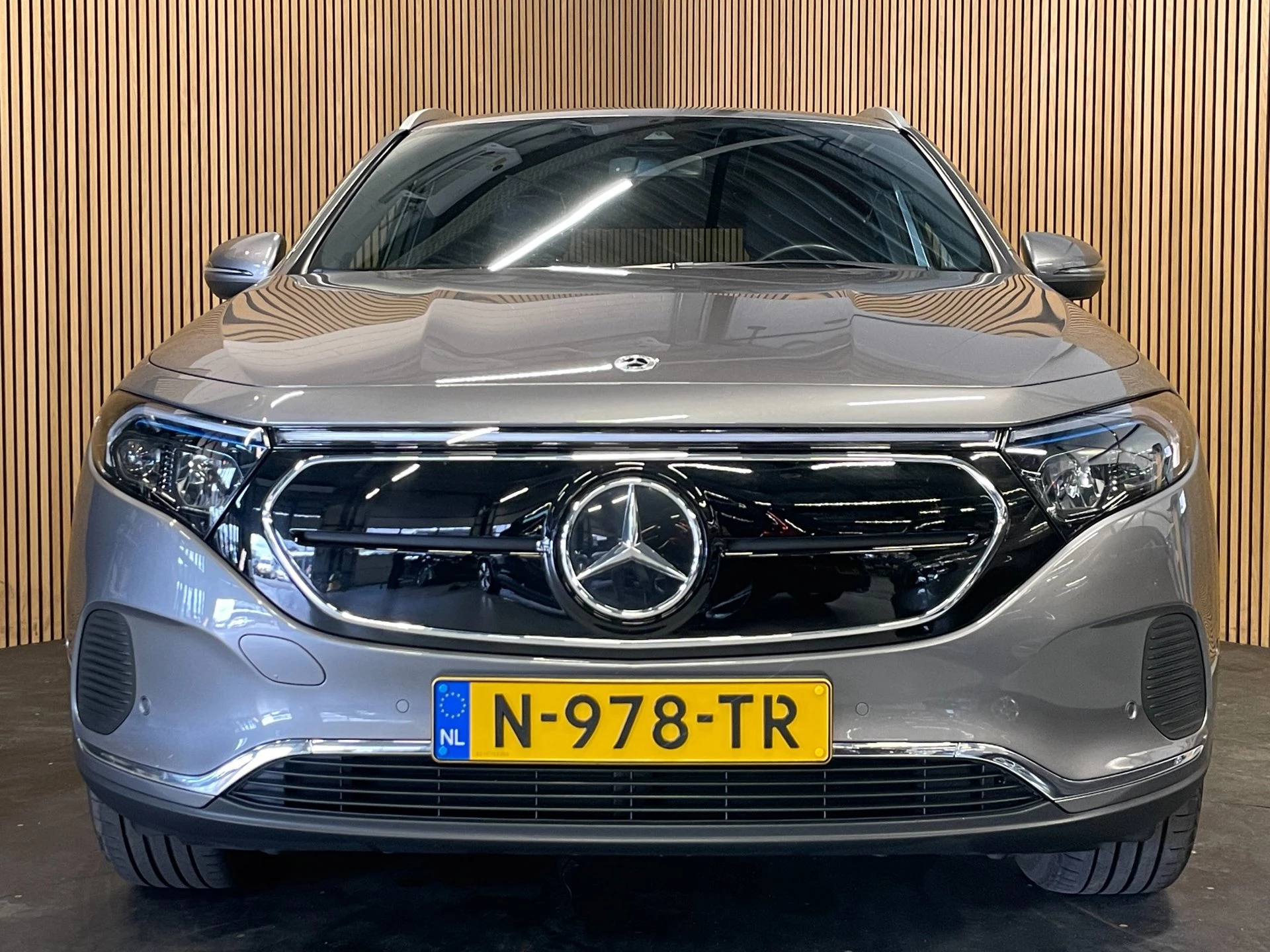 Hoofdafbeelding Mercedes-Benz EQA