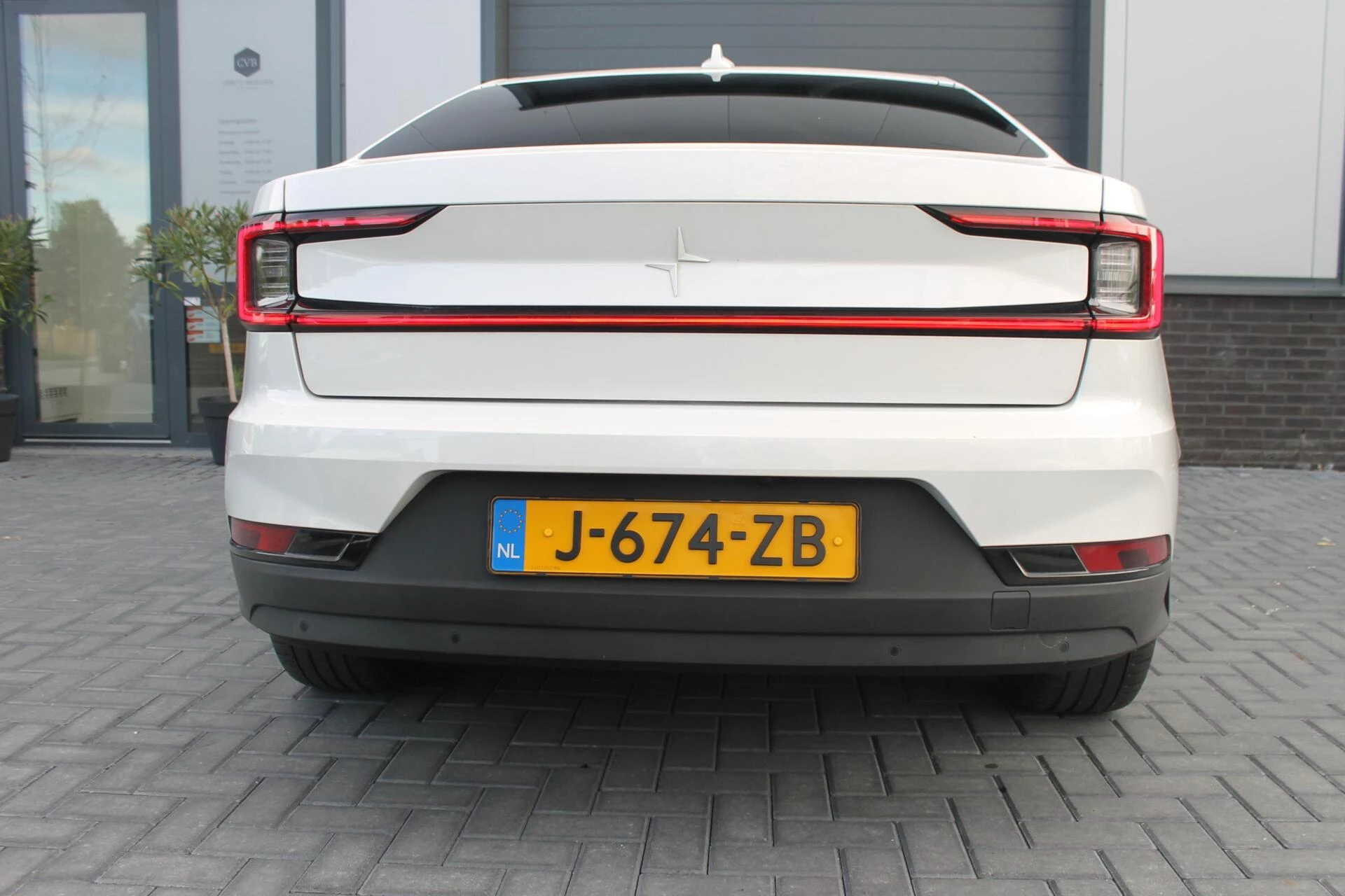 Hoofdafbeelding Polestar 2
