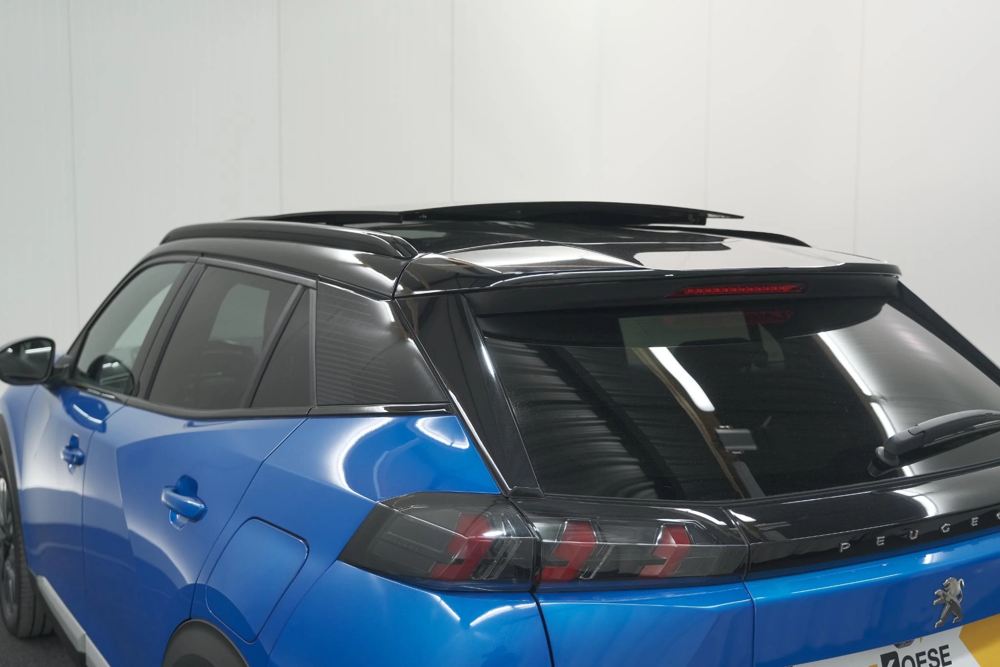 Hoofdafbeelding Peugeot e-2008