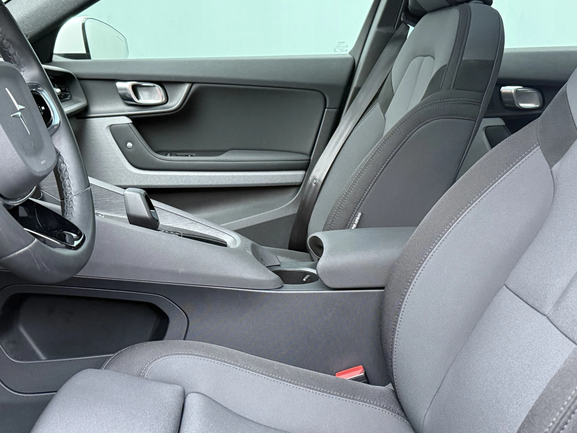 Hoofdafbeelding Polestar 2