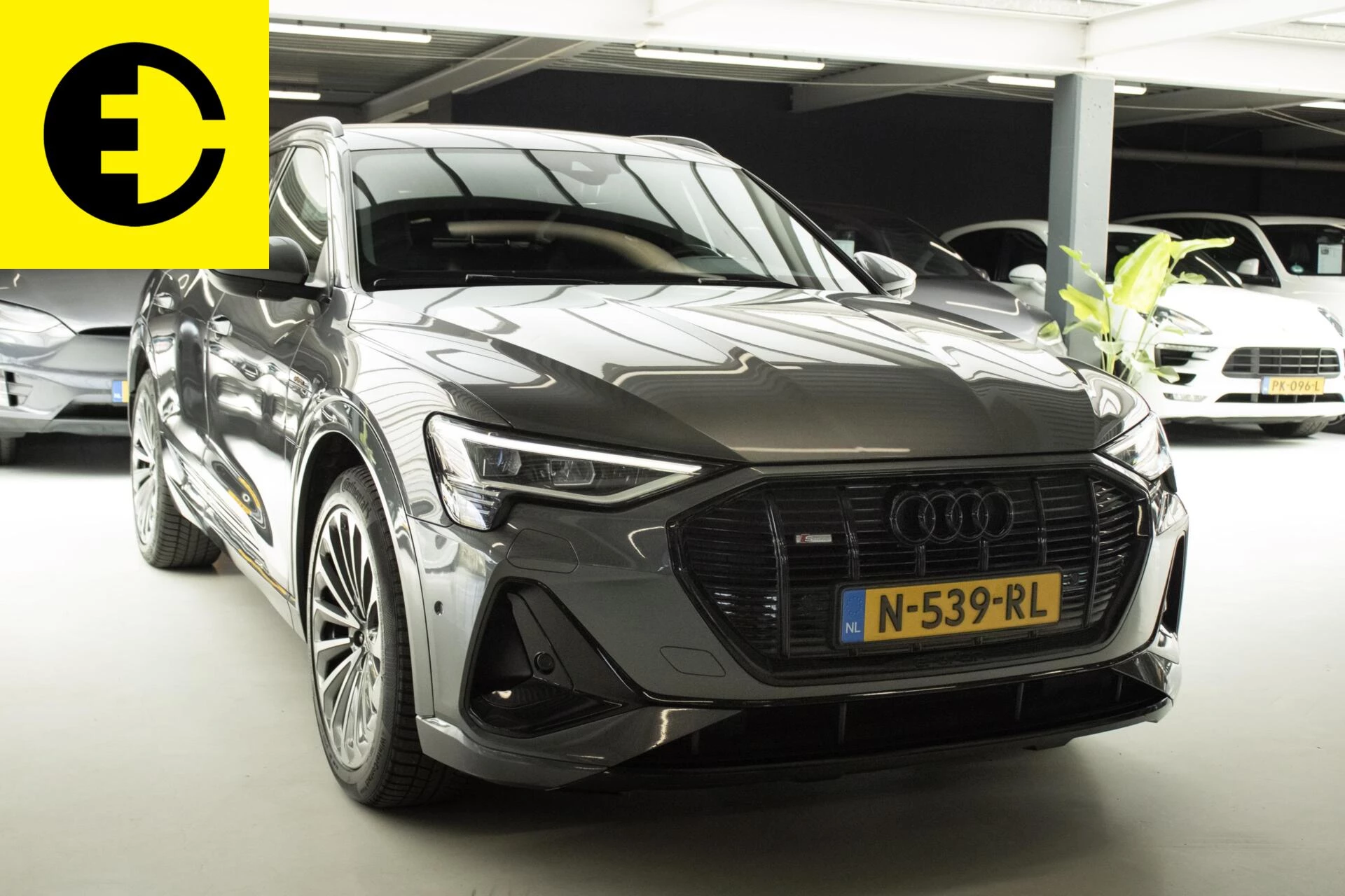 Hoofdafbeelding Audi e-tron