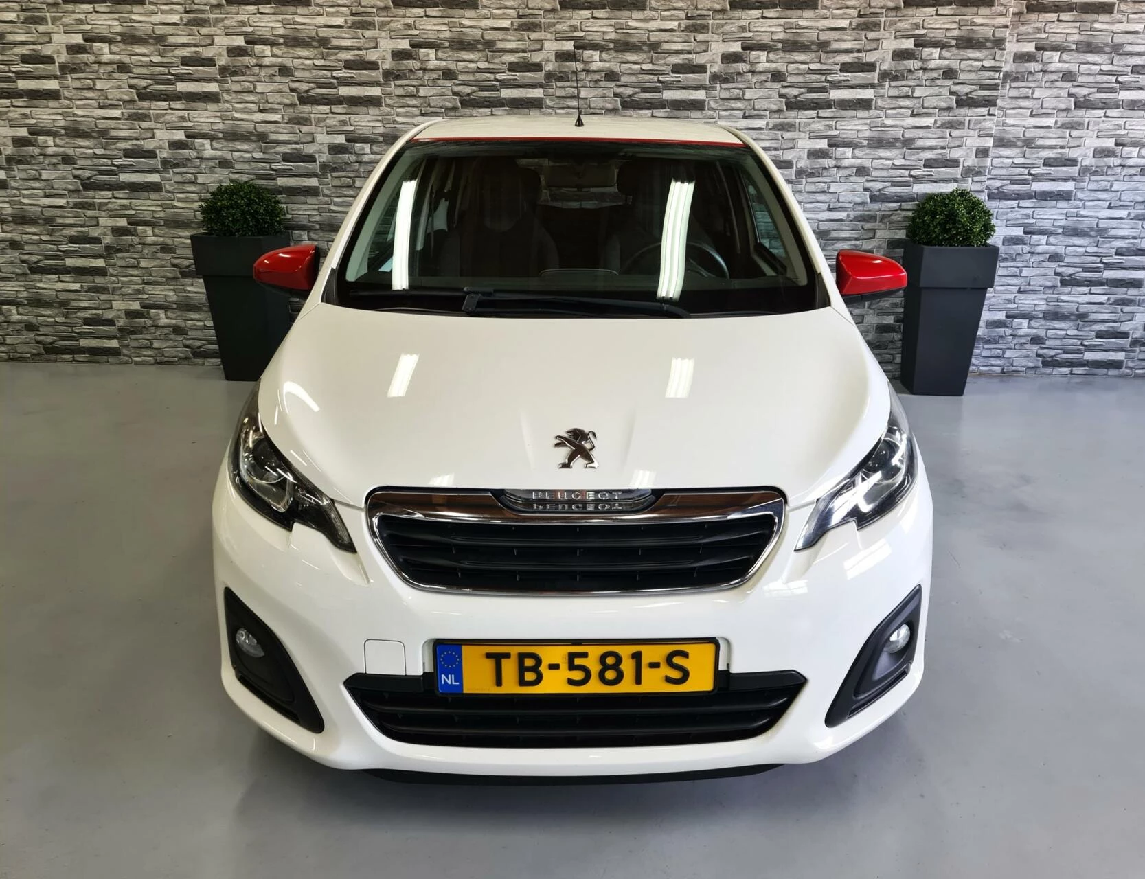 Hoofdafbeelding Peugeot 108