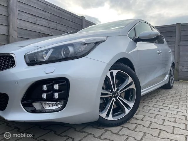 Hoofdafbeelding Kia cee'd