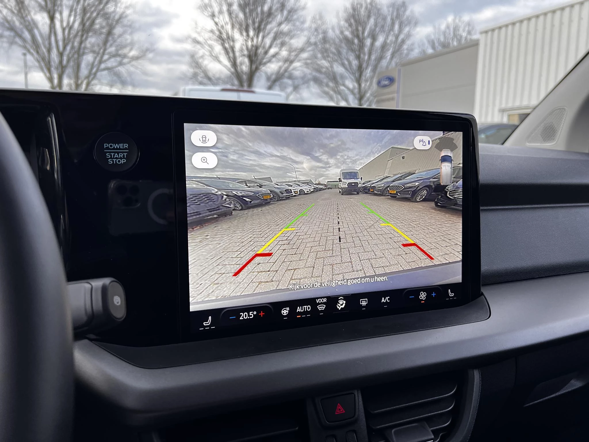 Hoofdafbeelding Ford Transit Courier