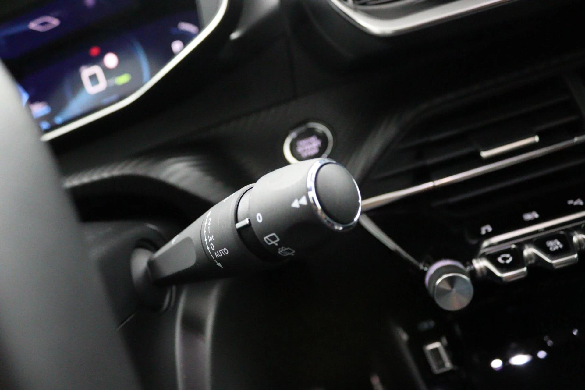 Hoofdafbeelding Peugeot e-2008