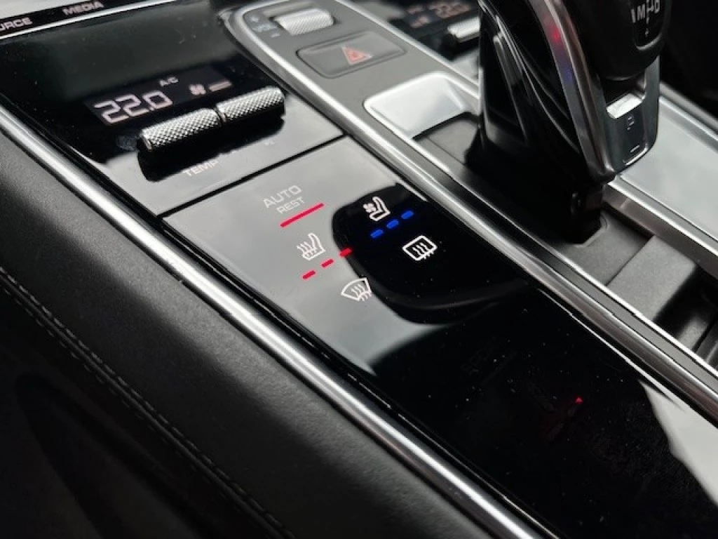 Hoofdafbeelding Porsche Panamera