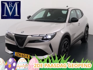 Alfa Romeo Junior Elettrica 54 kWh VAN € 30.900,- VOOR € 26.877,- UW LENTEVOORDEEL € 4.023,-! | 15.000KM!! | FABRIEKSGARANTIE | APPLE CARPLAY| ANDROID AUTO| UNIEKE KLEUR! | ADAPTIVE CRUISE CONTROL|