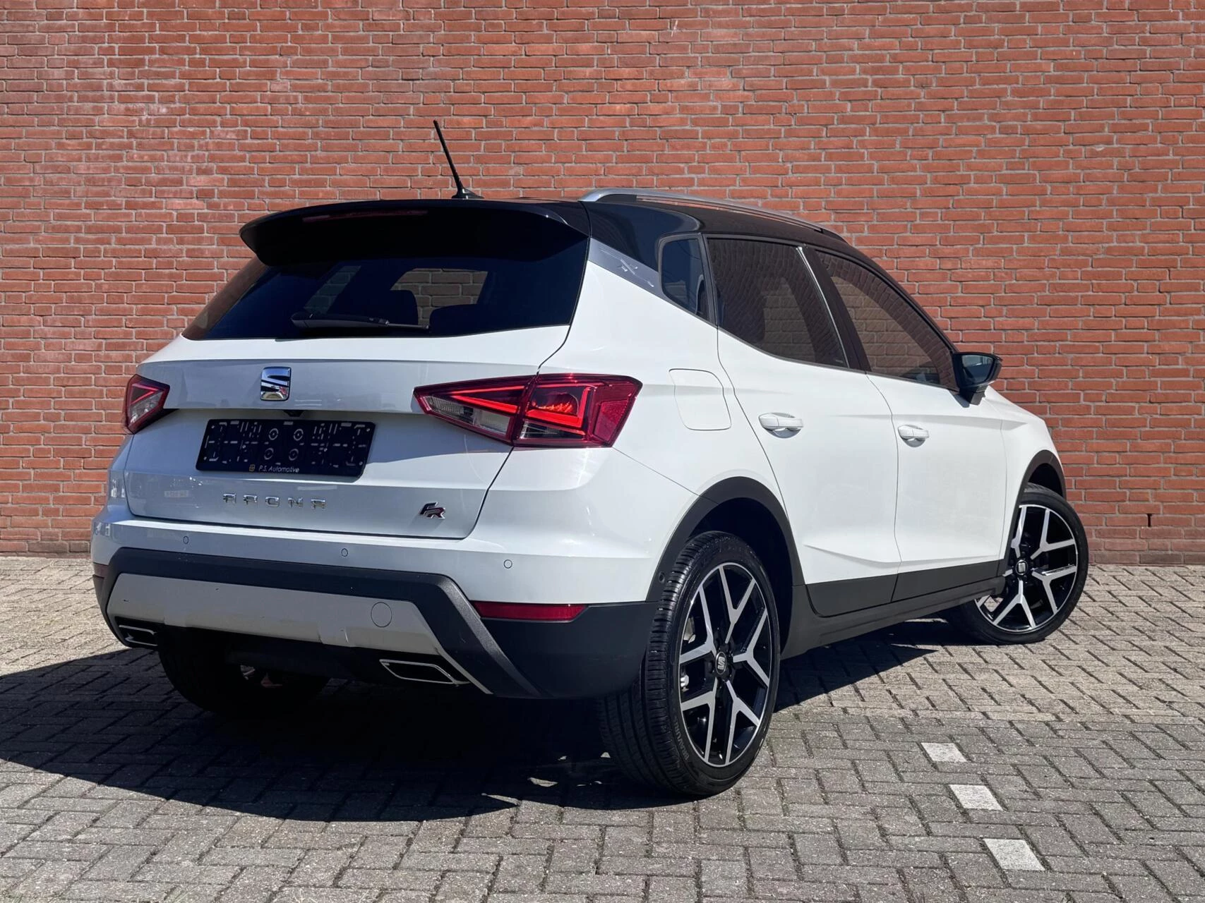 Hoofdafbeelding SEAT Arona