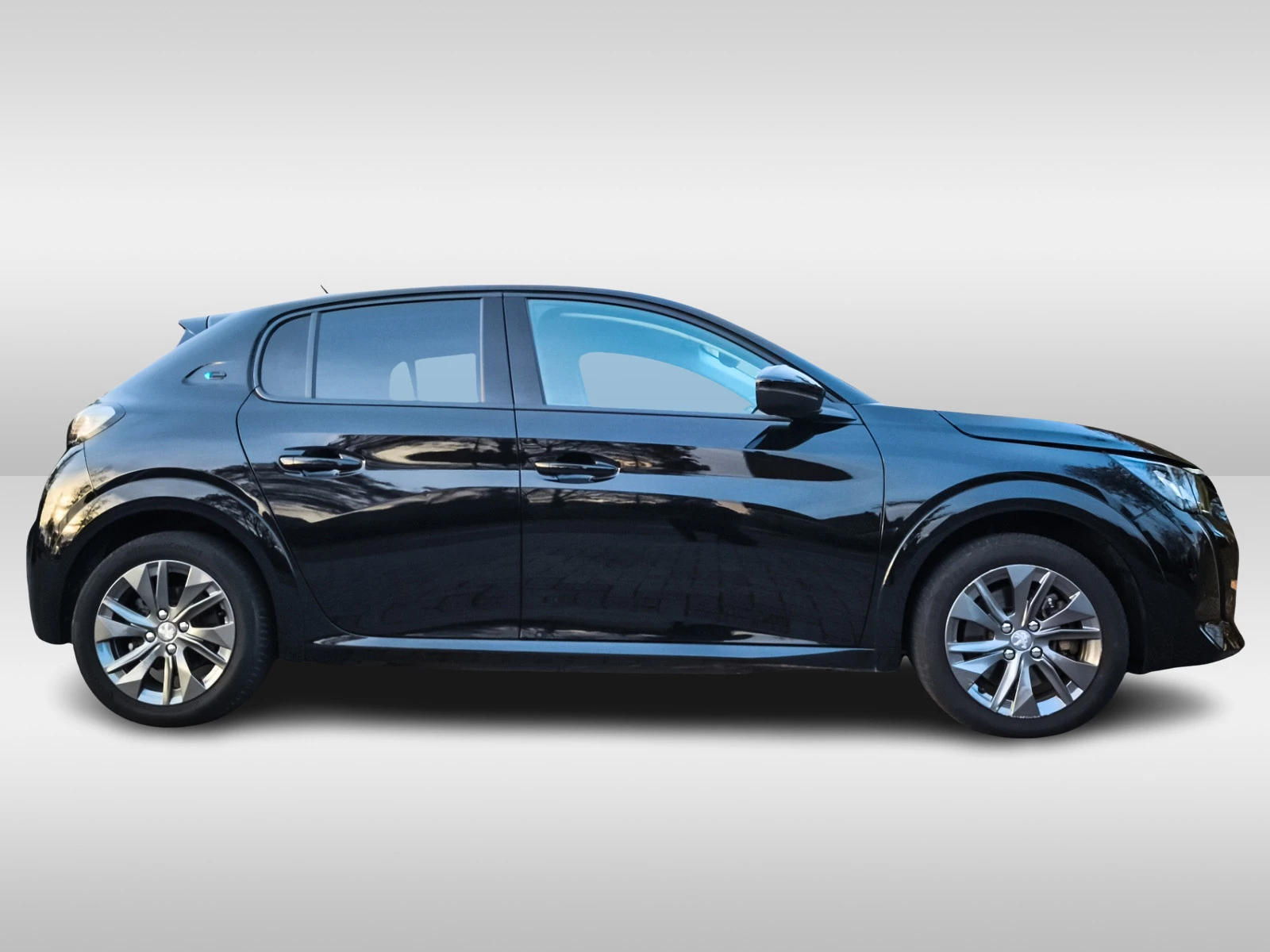 Hoofdafbeelding Peugeot e-208