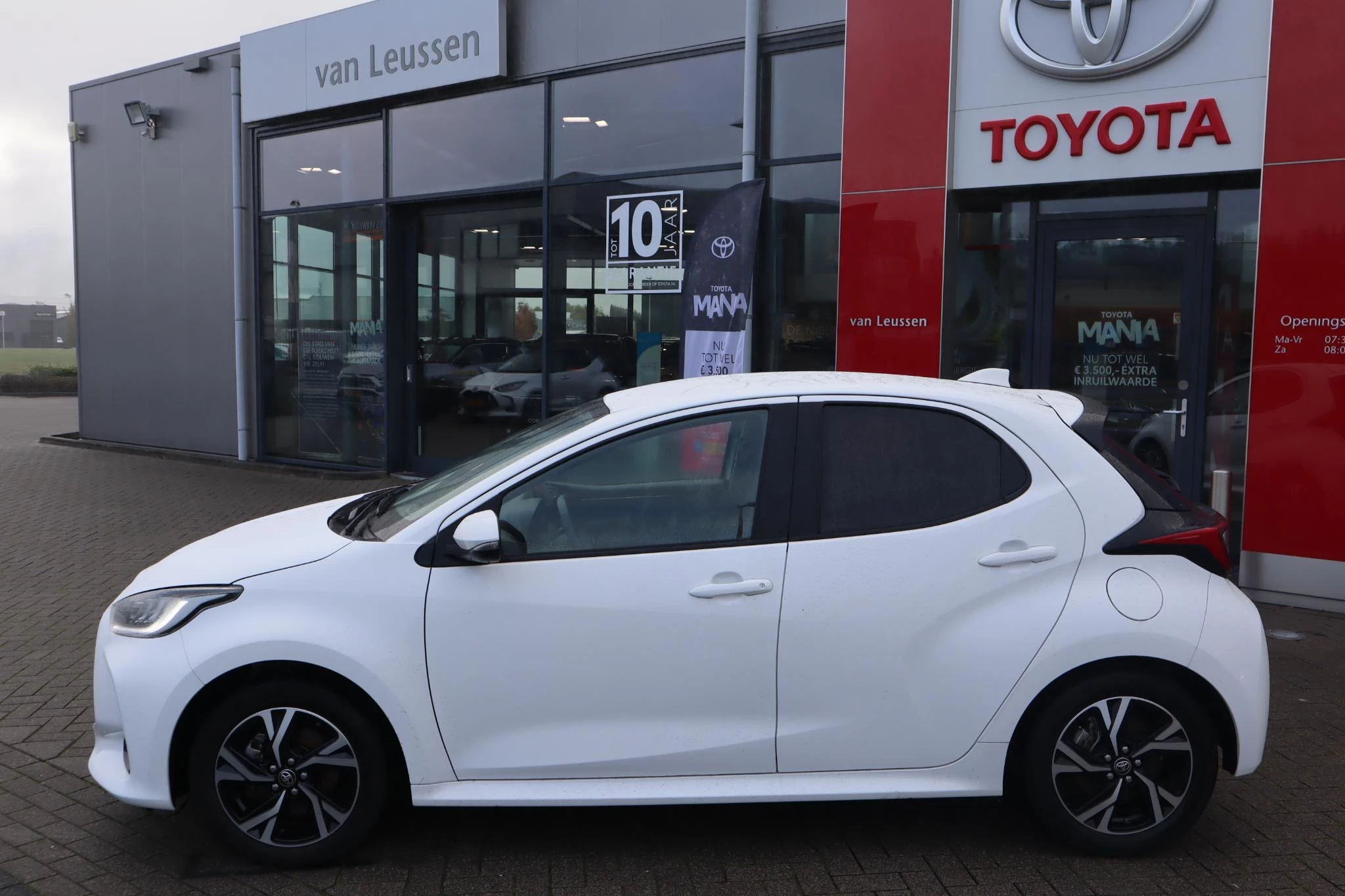 Hoofdafbeelding Toyota Yaris
