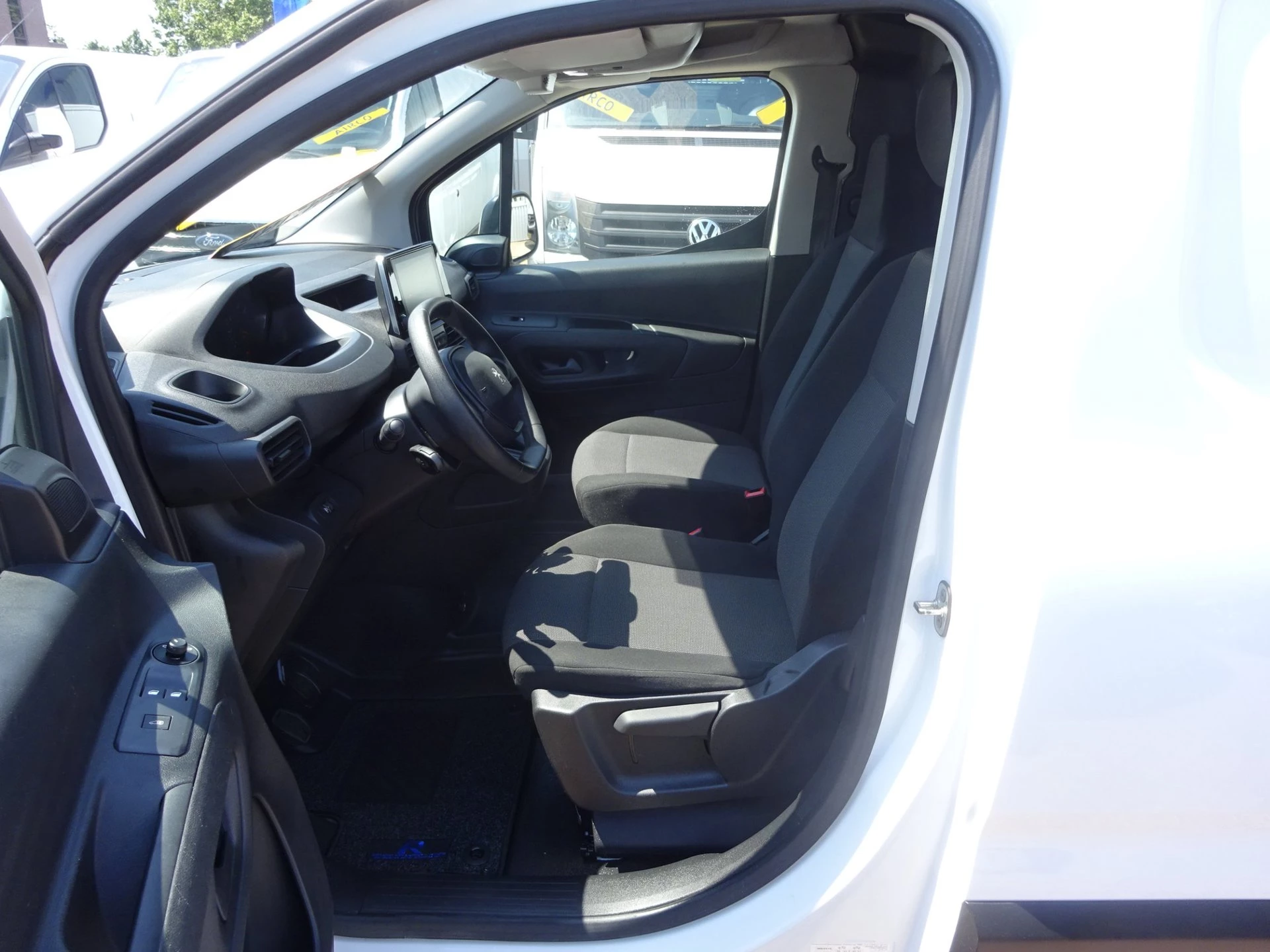 Hoofdafbeelding Peugeot Partner