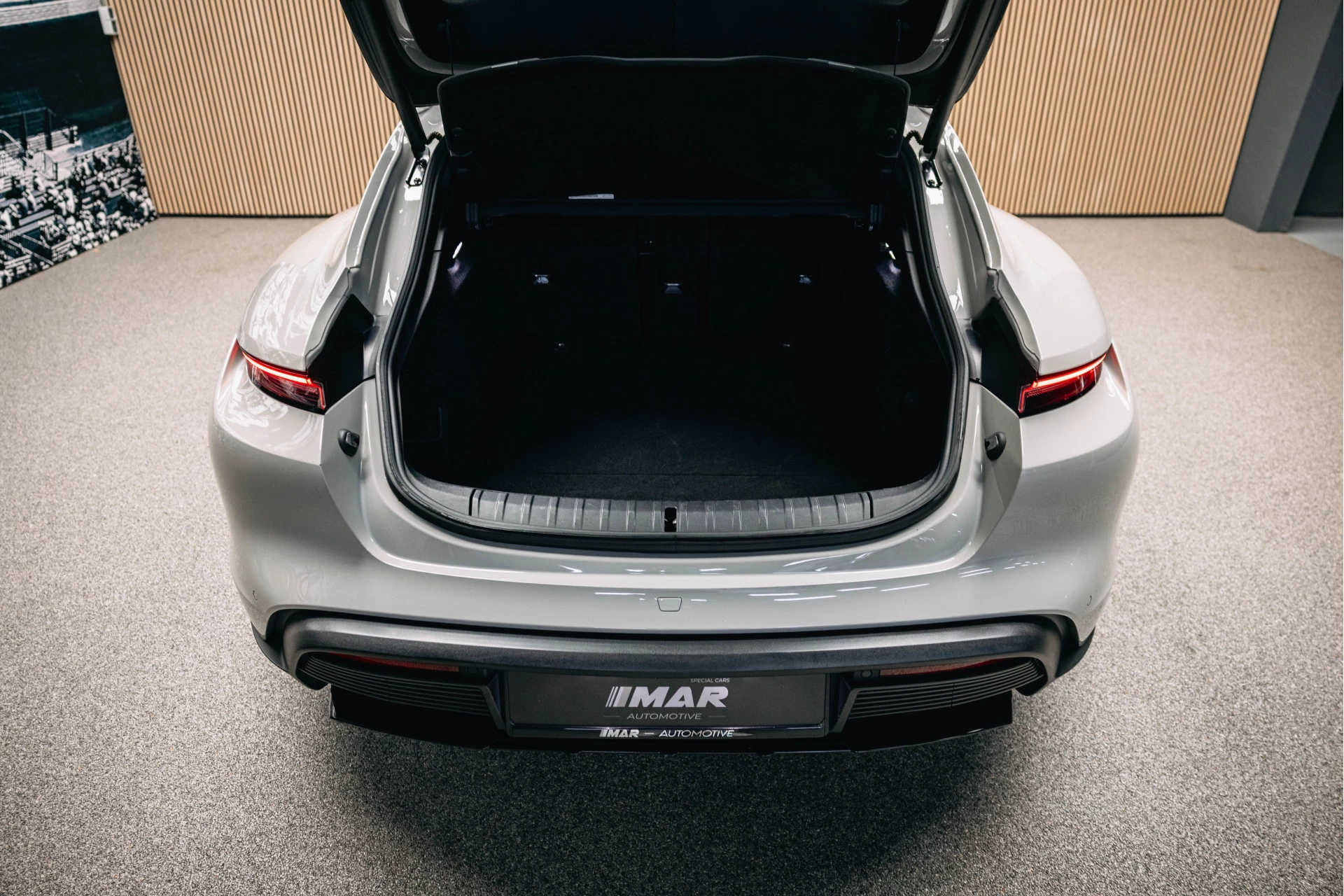 Hoofdafbeelding Porsche Taycan