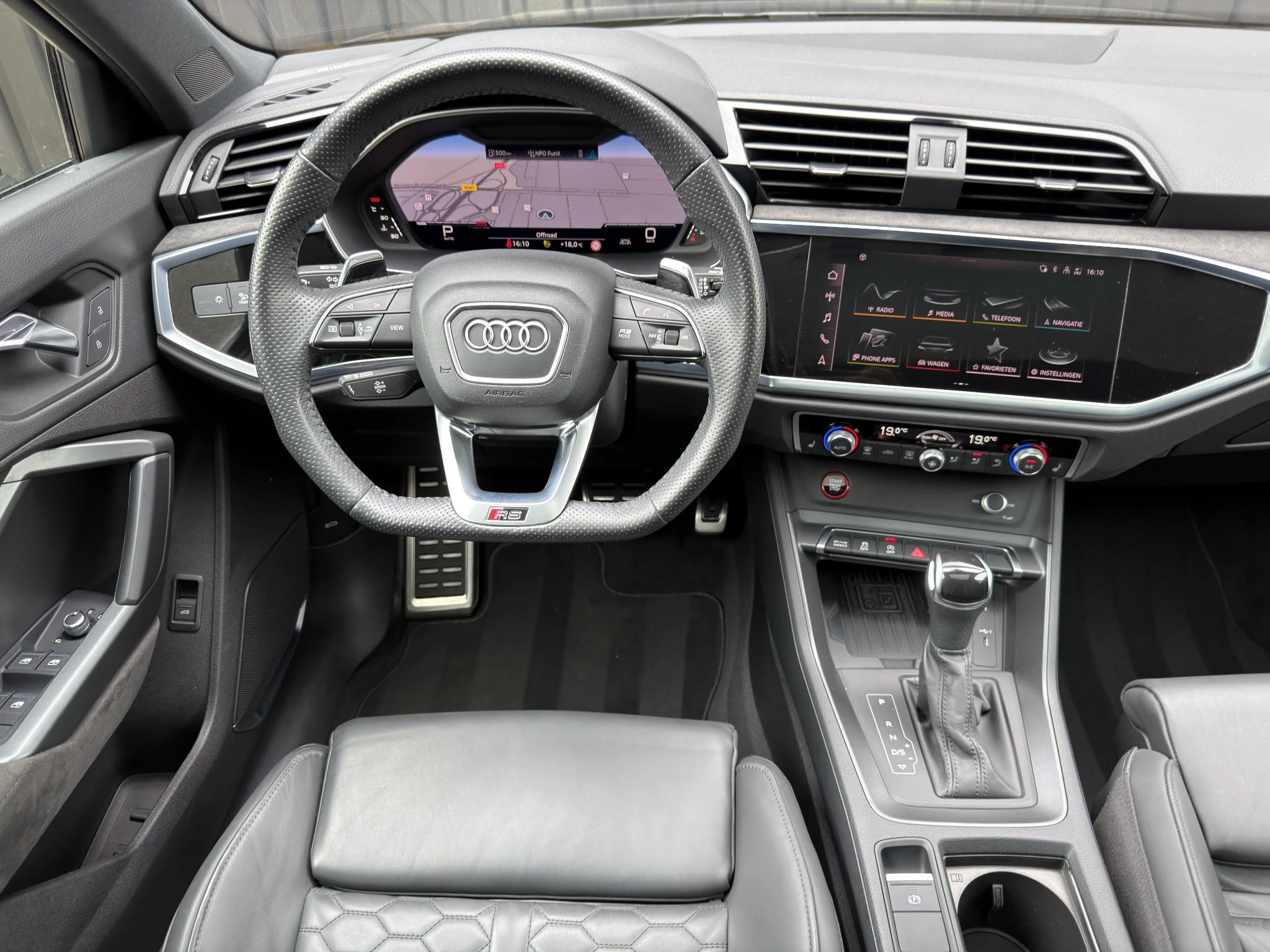 Hoofdafbeelding Audi RSQ3