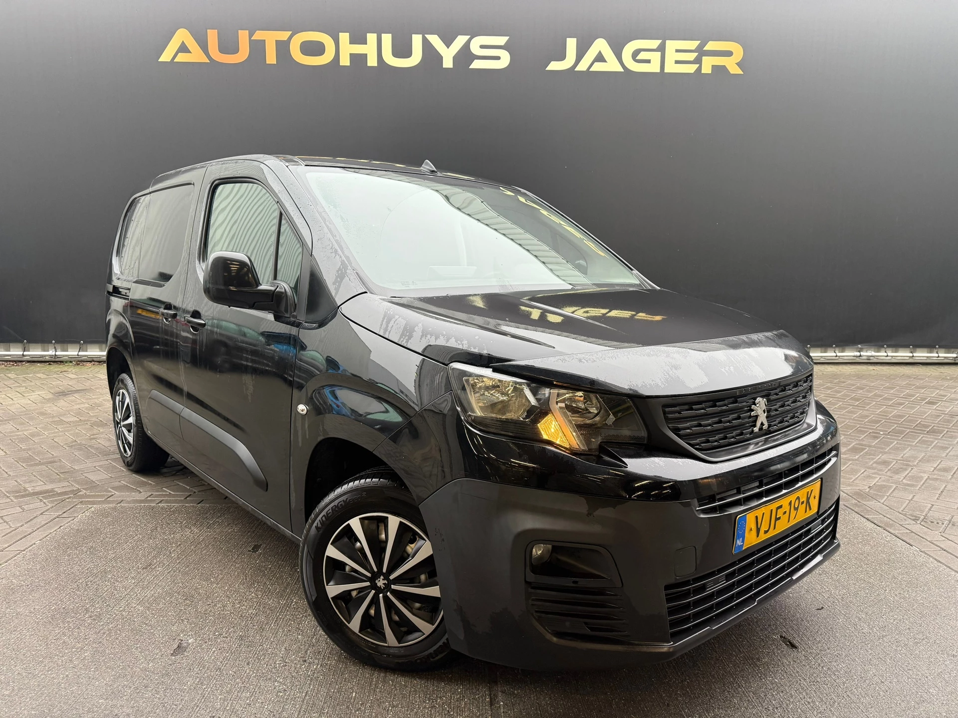 Hoofdafbeelding Peugeot Partner