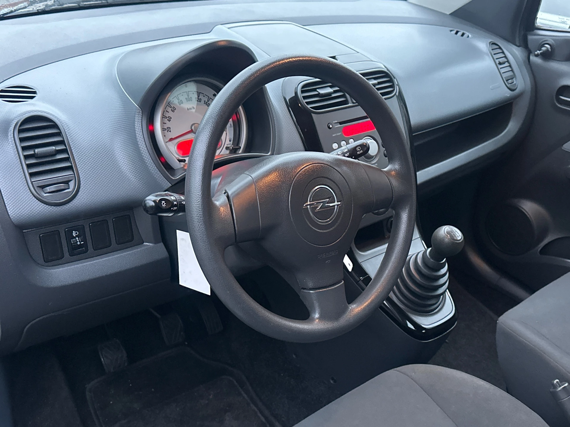 Hoofdafbeelding Opel Agila