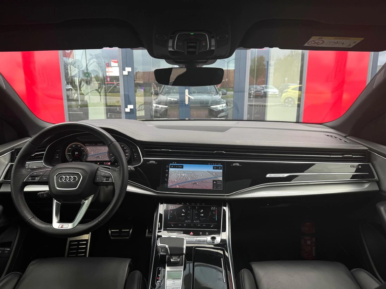 Hoofdafbeelding Audi Q8