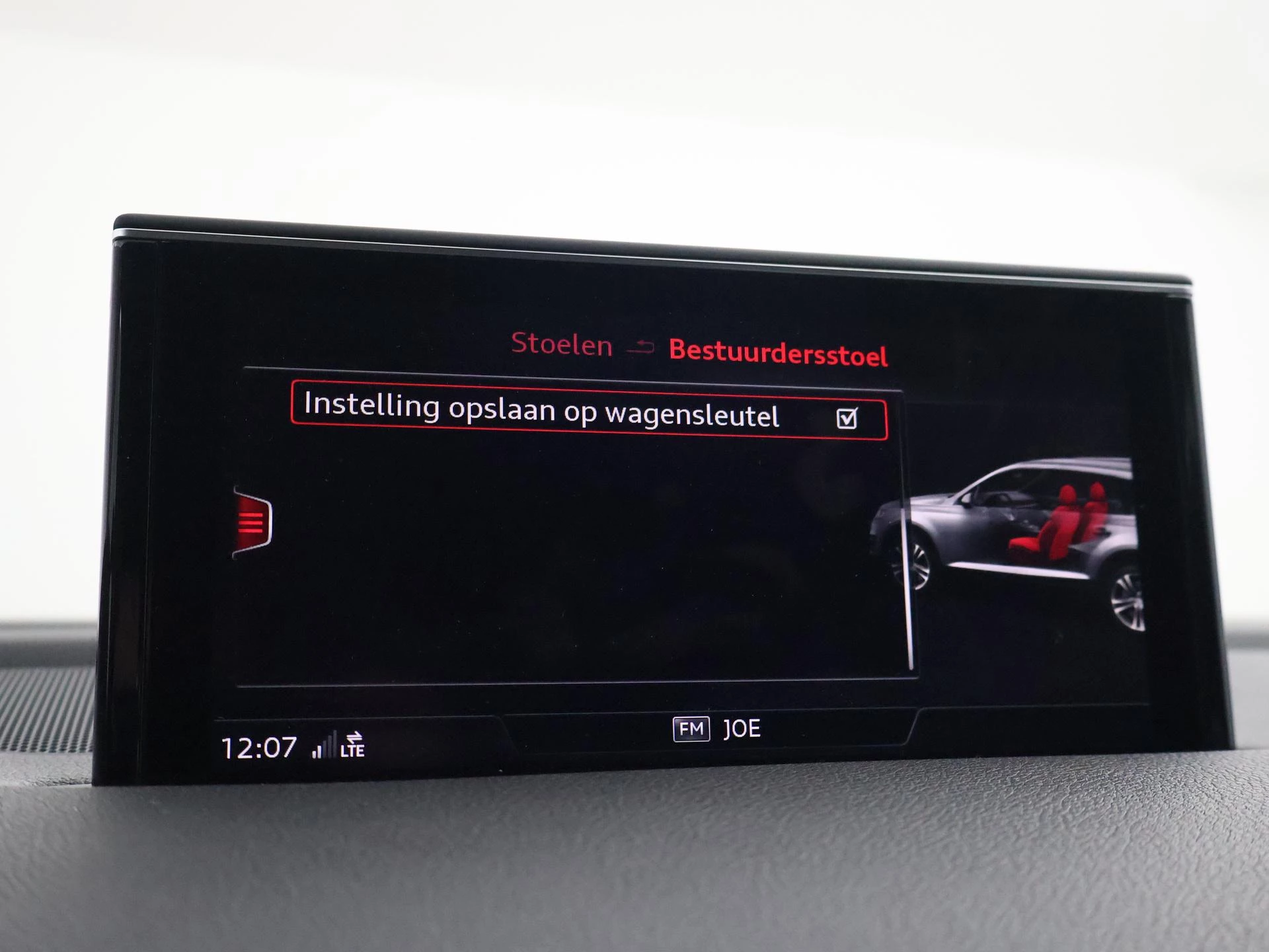 Hoofdafbeelding Audi Q7