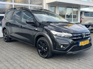 Hoofdafbeelding Dacia Jogger Dacia Jogger 1.0 TCe 110 Extreme 7p. Camera Cruise control Stoelverwarming 1e eigenaar Apple Carplay/Android Auto