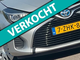 Toyota Yaris 1.5 Hybrid Aspiration Automaat - Silver Metallic - Keurig