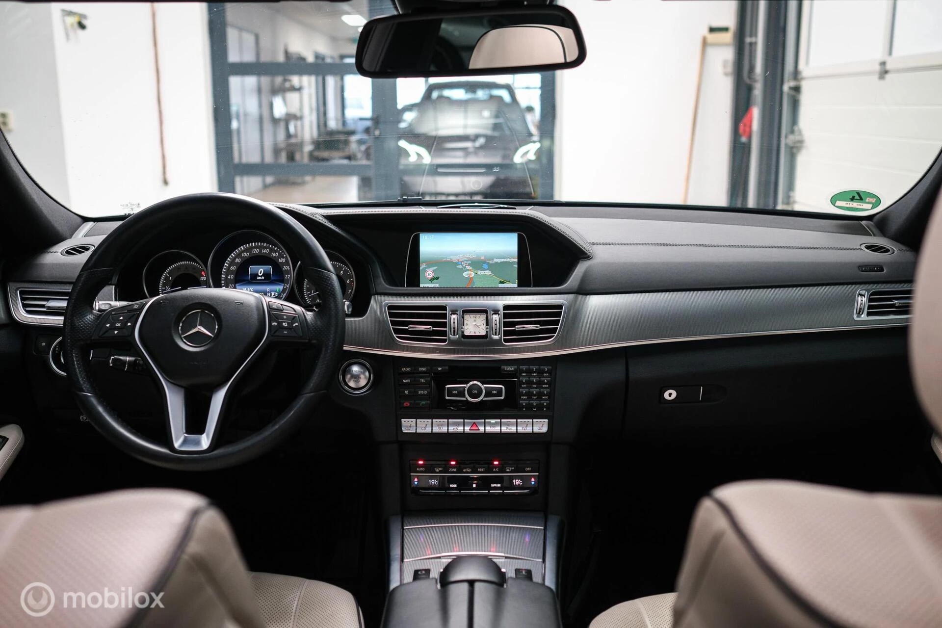 Hoofdafbeelding Mercedes-Benz E-Klasse