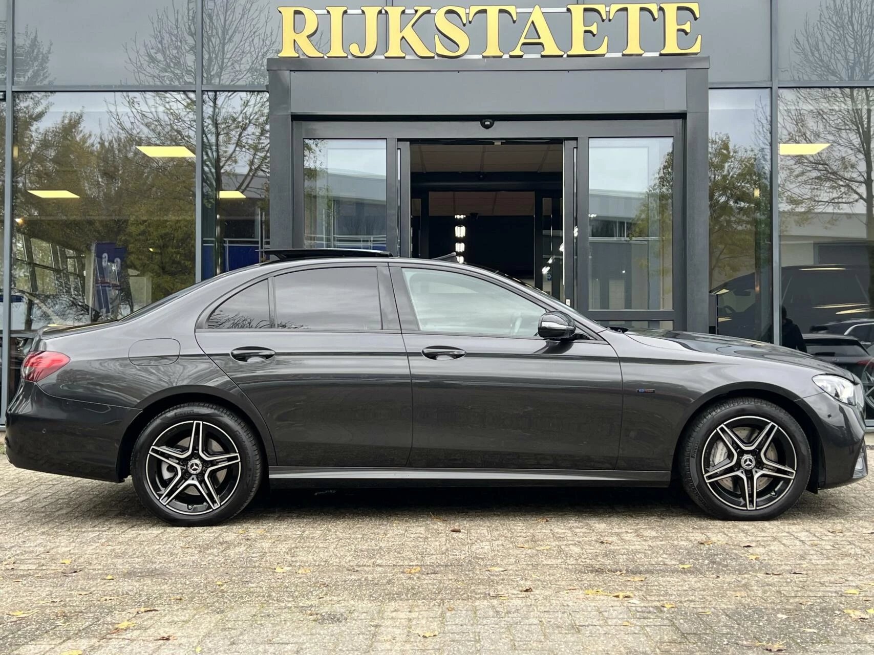 Hoofdafbeelding Mercedes-Benz E-Klasse