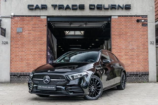 Hoofdafbeelding Mercedes-Benz A-Klasse Mercedes A-klasse 250 e AMG Pano / Camera / Ambi