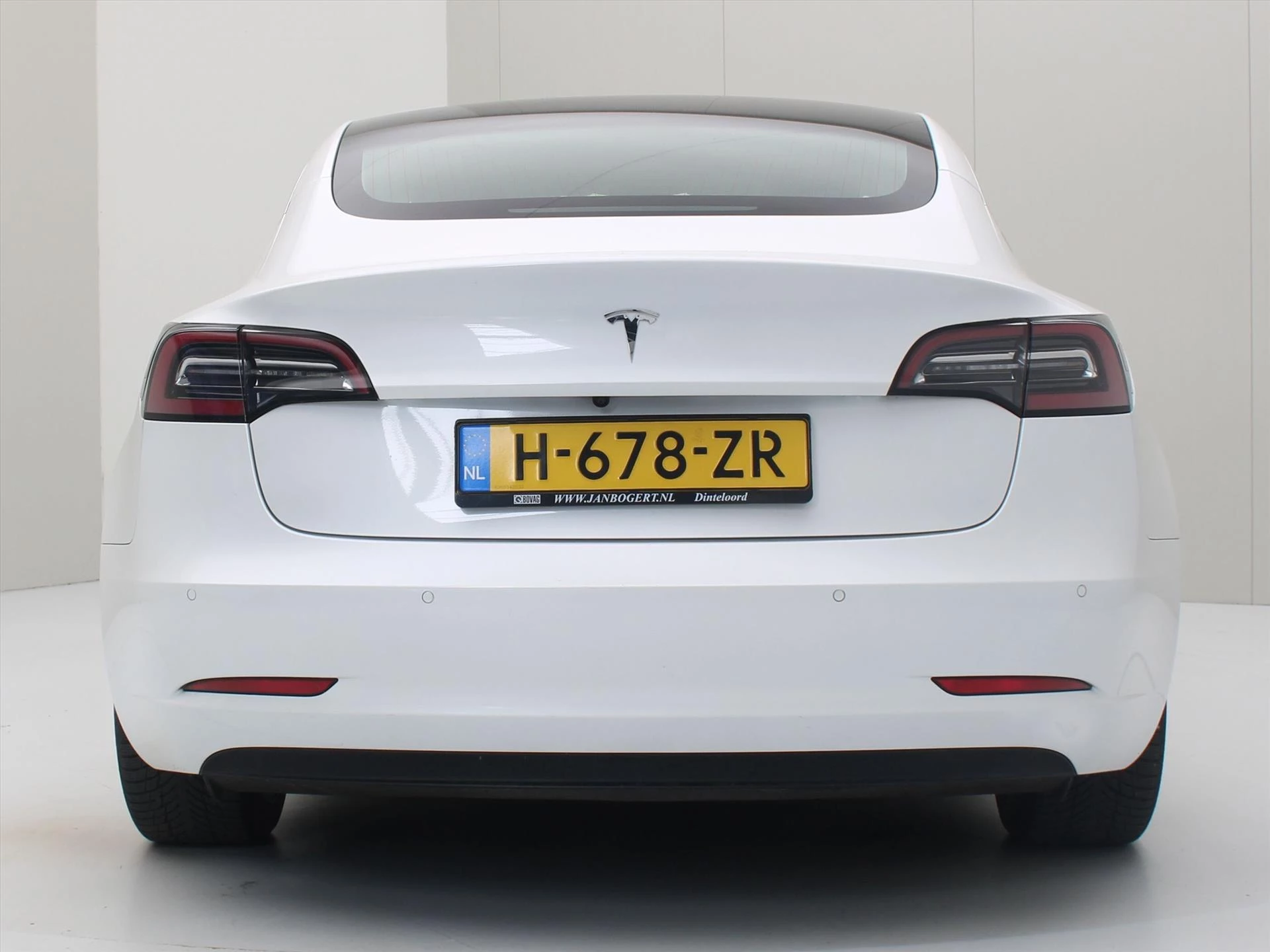 Hoofdafbeelding Tesla Model 3