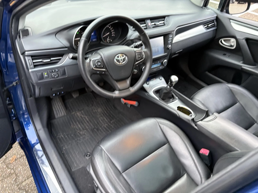 Hoofdafbeelding Toyota Avensis