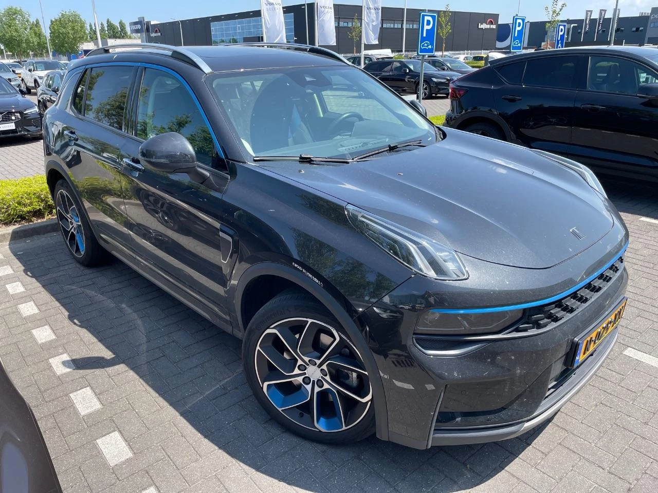 Hoofdafbeelding Lynk & Co 01