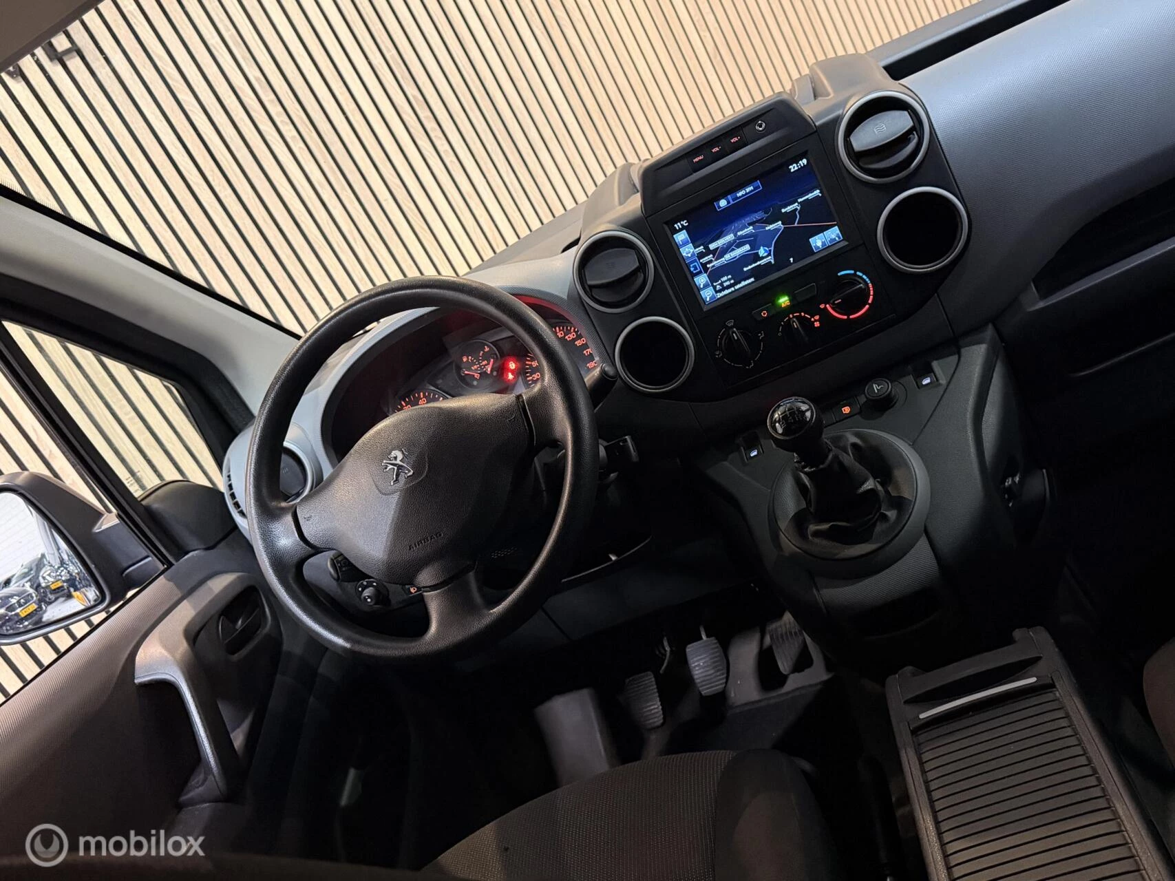 Hoofdafbeelding Peugeot Partner