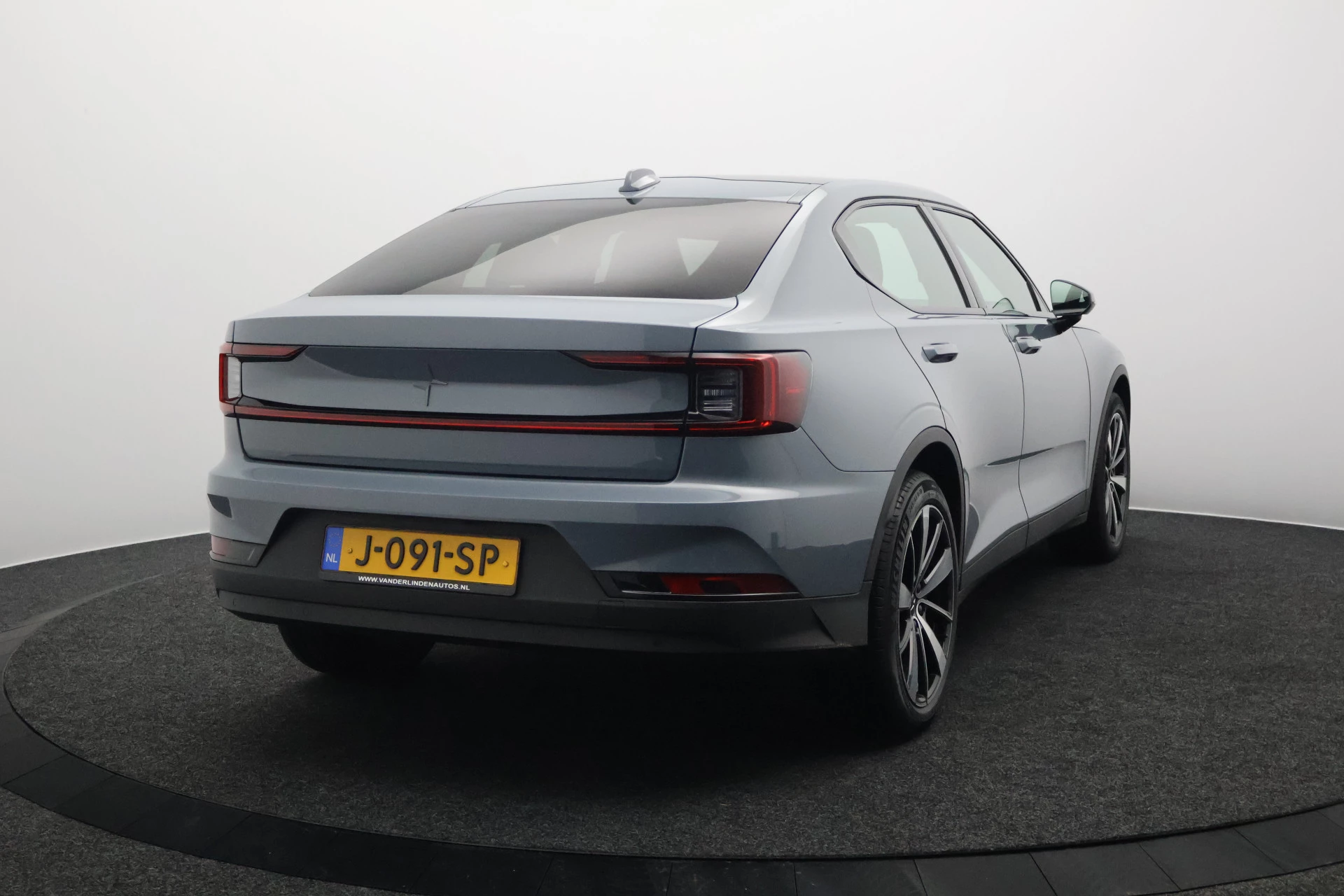 Hoofdafbeelding Polestar 2