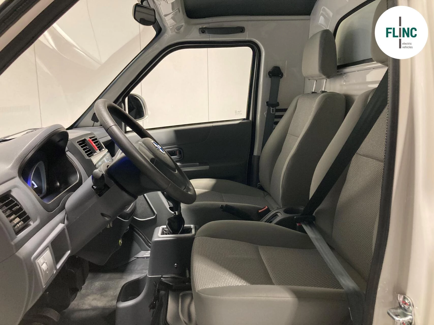 Hoofdafbeelding Cenntro Logistar 200