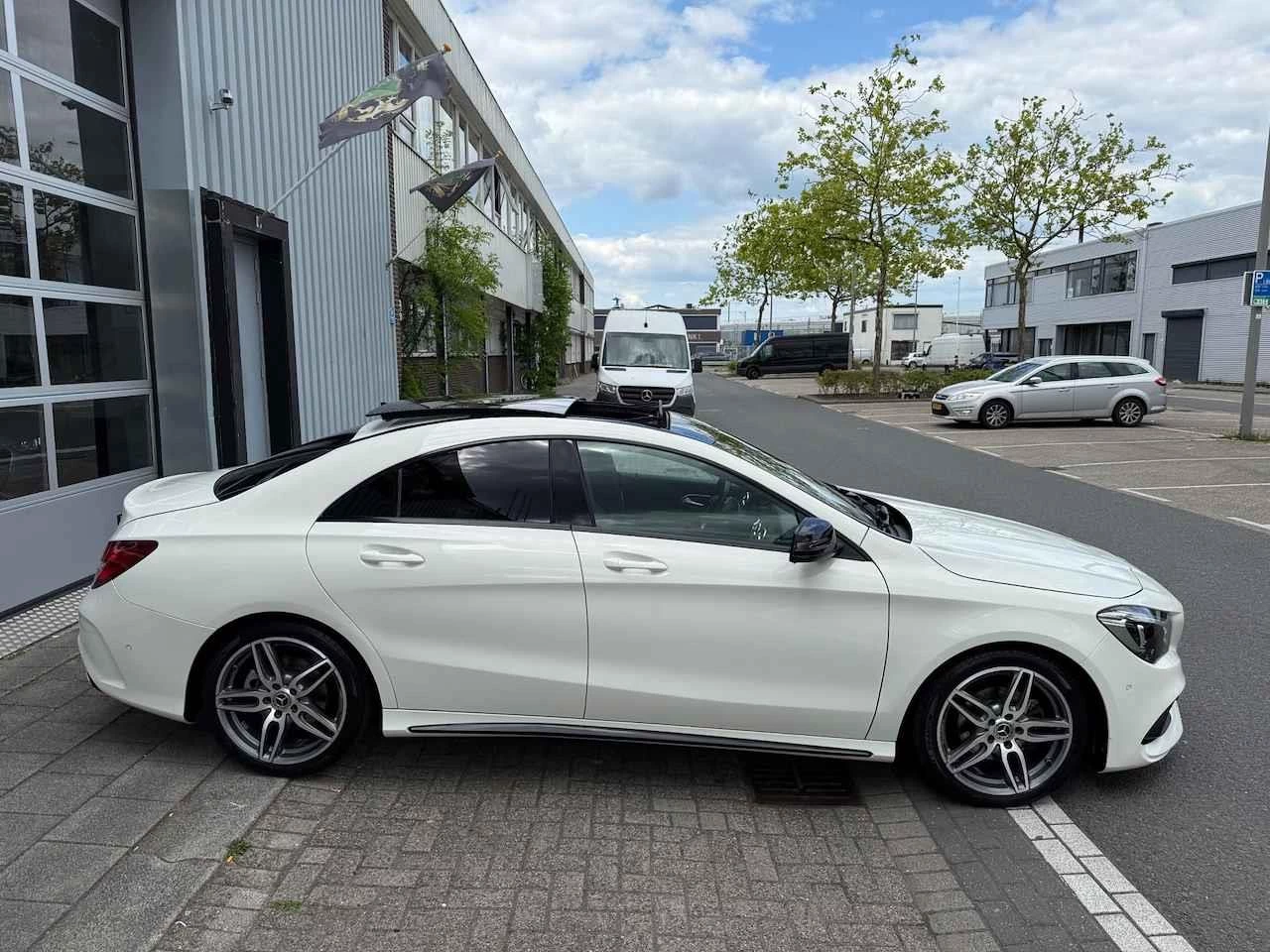 Hoofdafbeelding Mercedes-Benz CLA