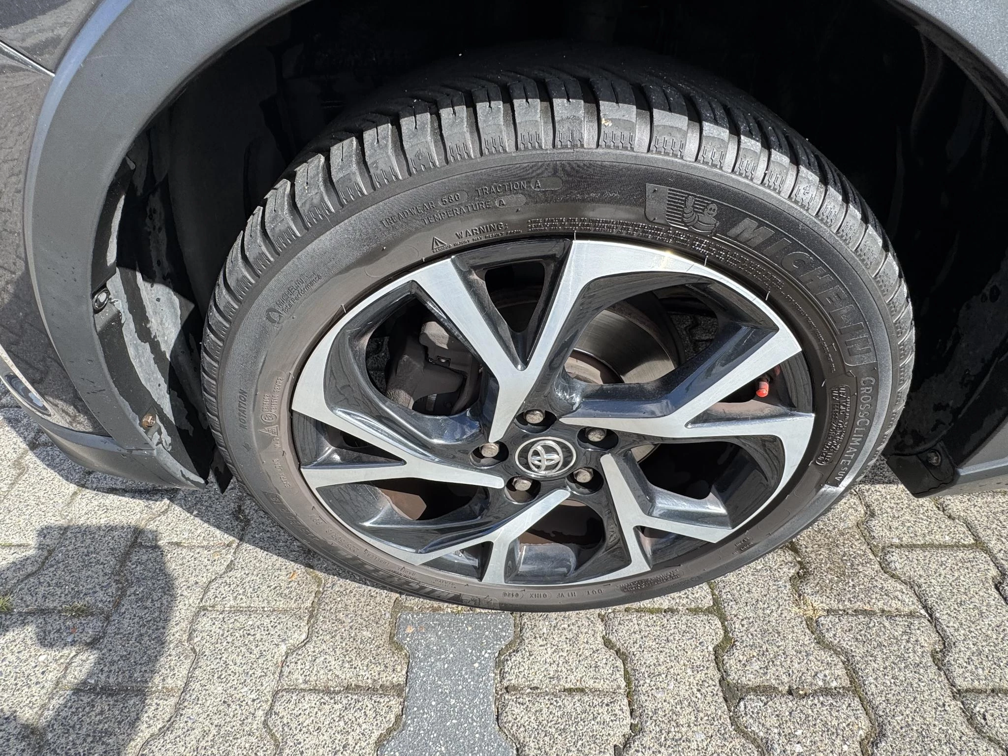 Hoofdafbeelding Toyota C-HR