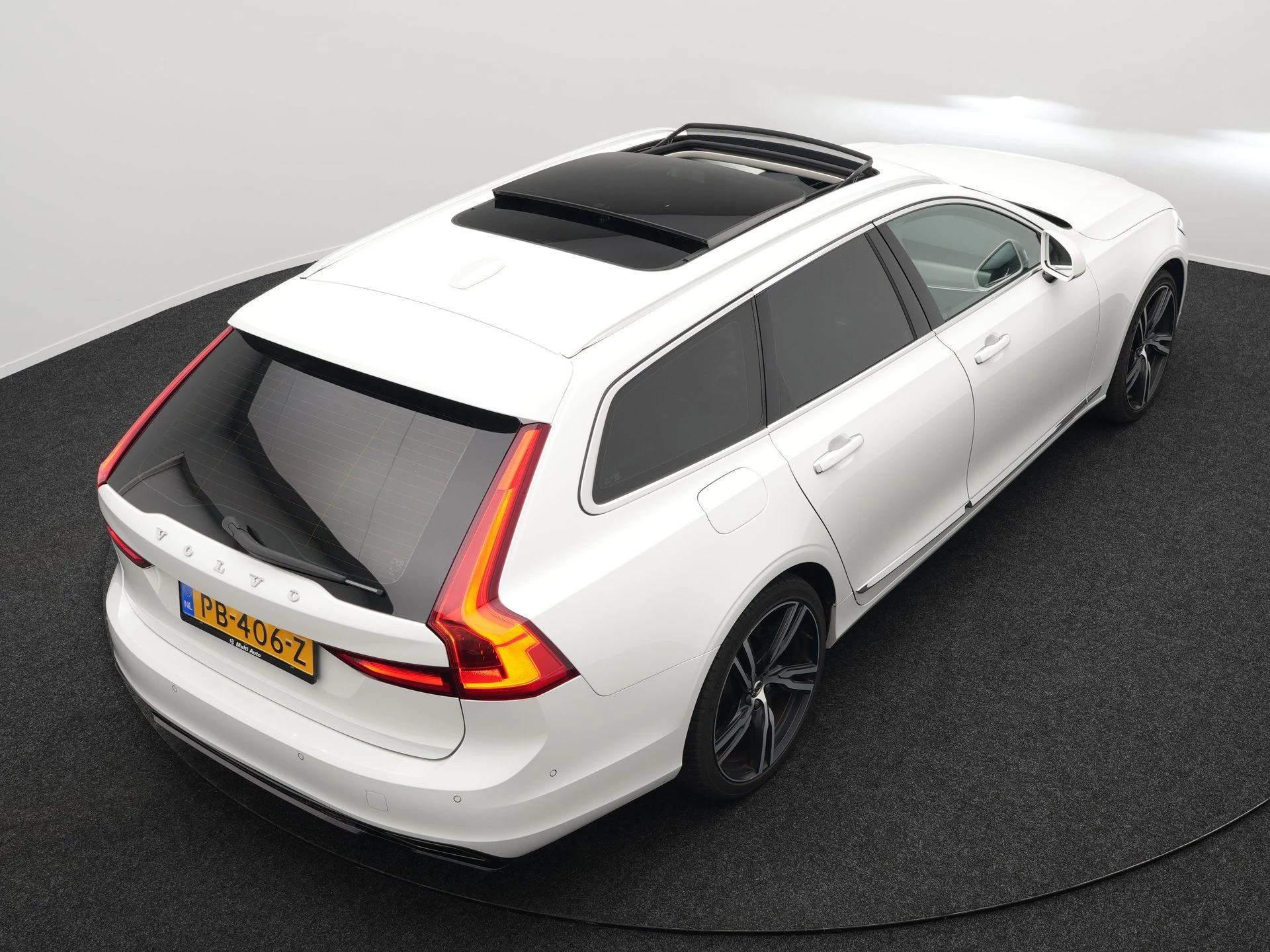 Hoofdafbeelding Volvo V90