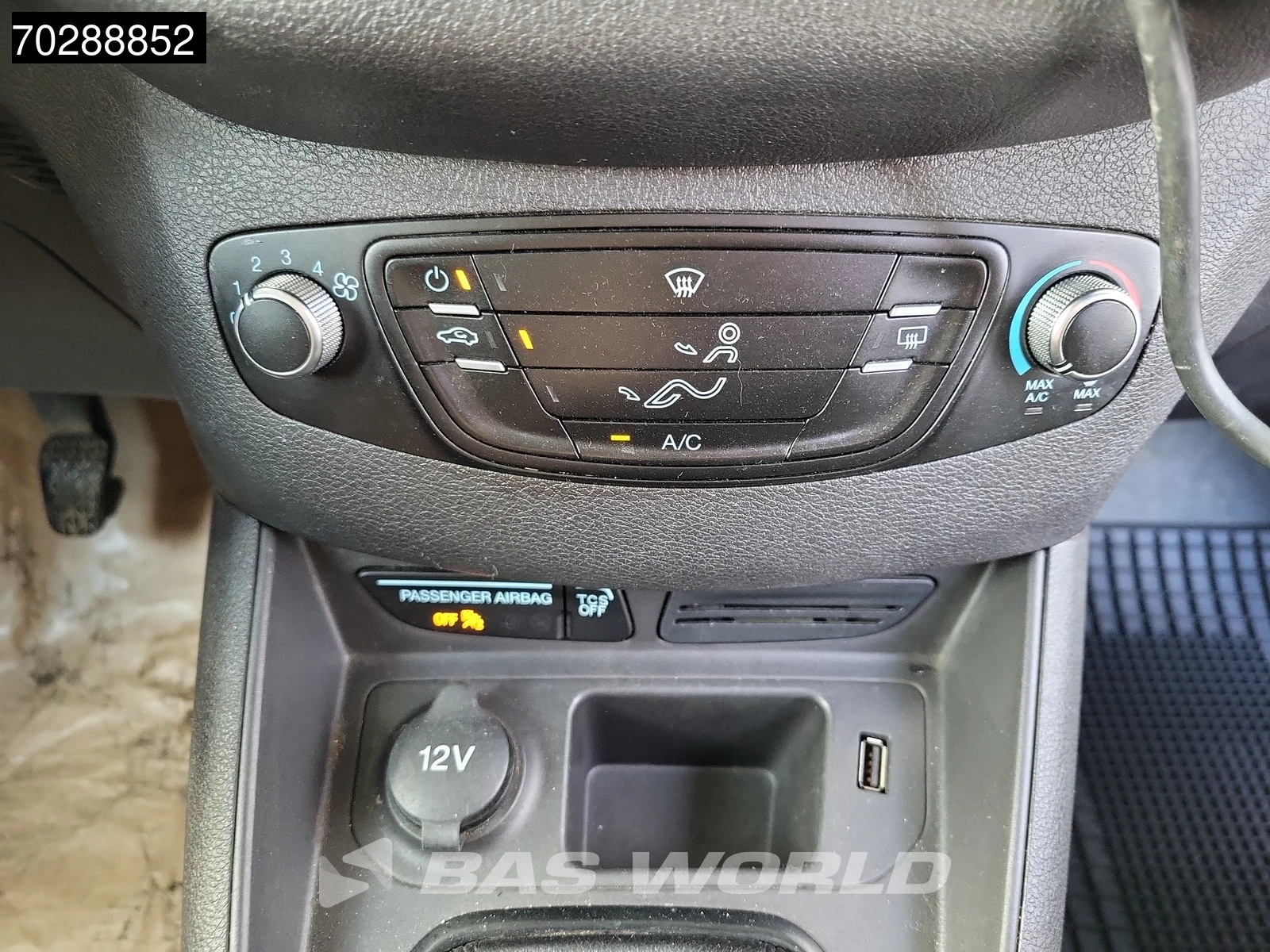Hoofdafbeelding Ford Transit Courier