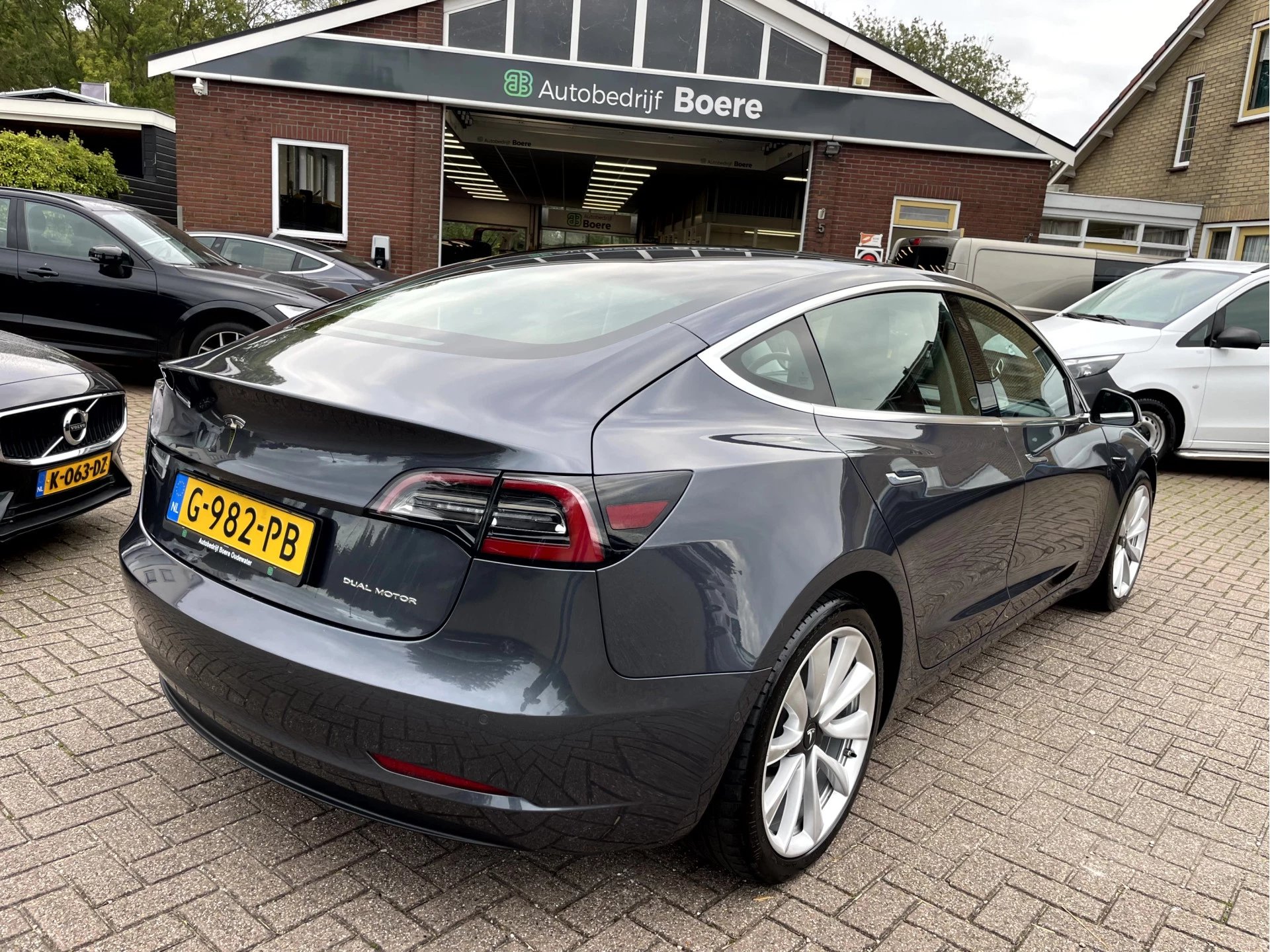 Hoofdafbeelding Tesla Model 3