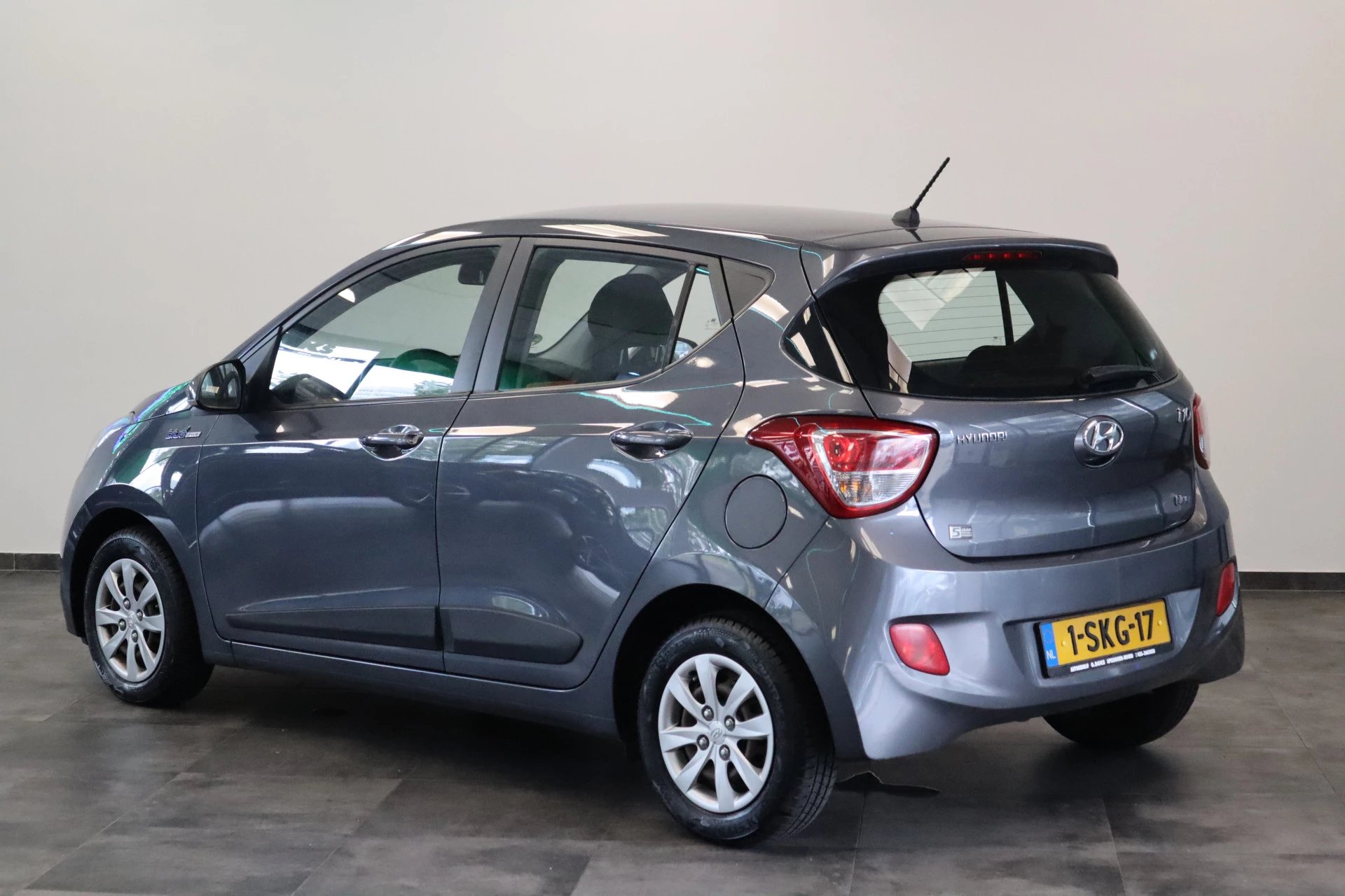 Hoofdafbeelding Hyundai i10