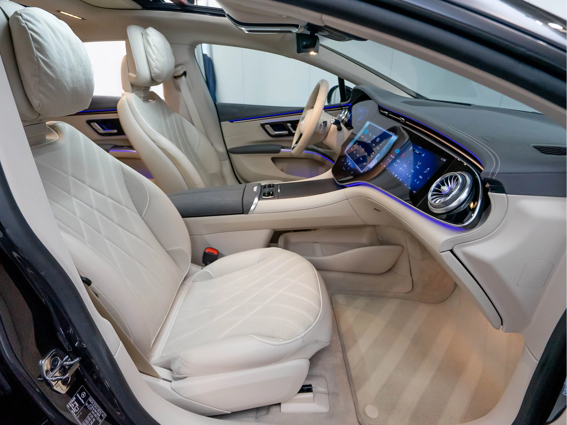 Hoofdafbeelding Mercedes-Benz EQS