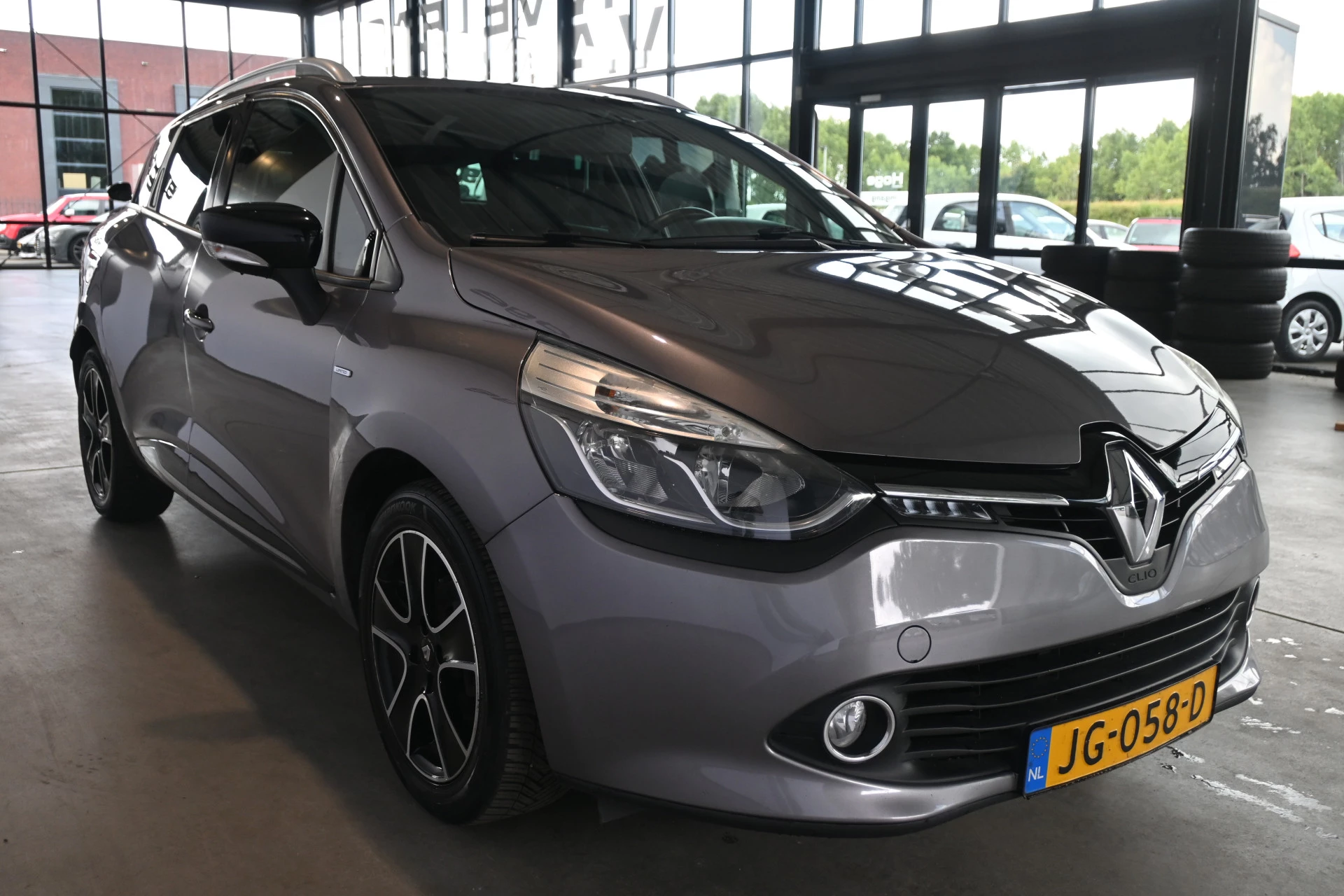 Hoofdafbeelding Renault Clio
